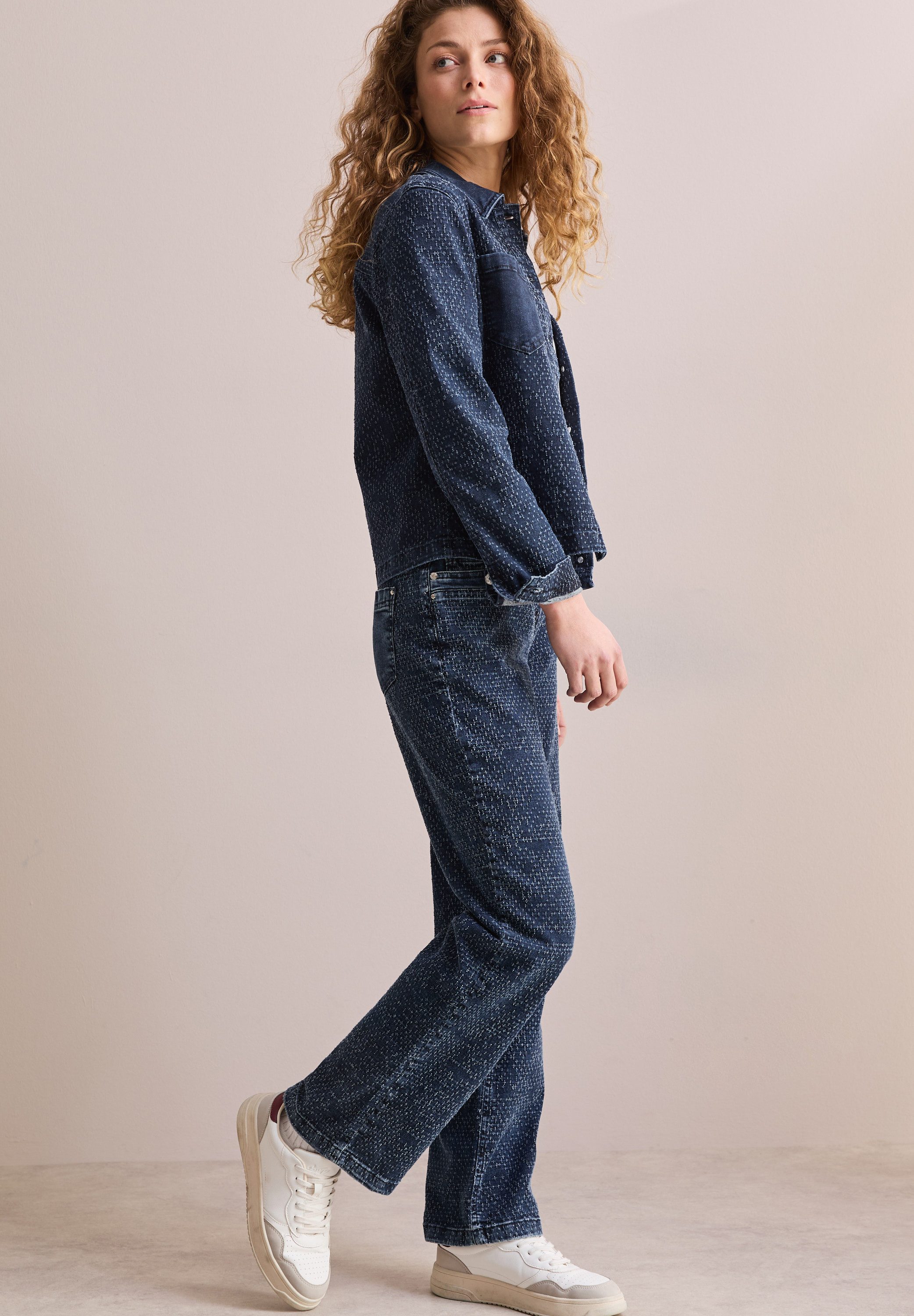 Cecil Jeansjack in bouclé look