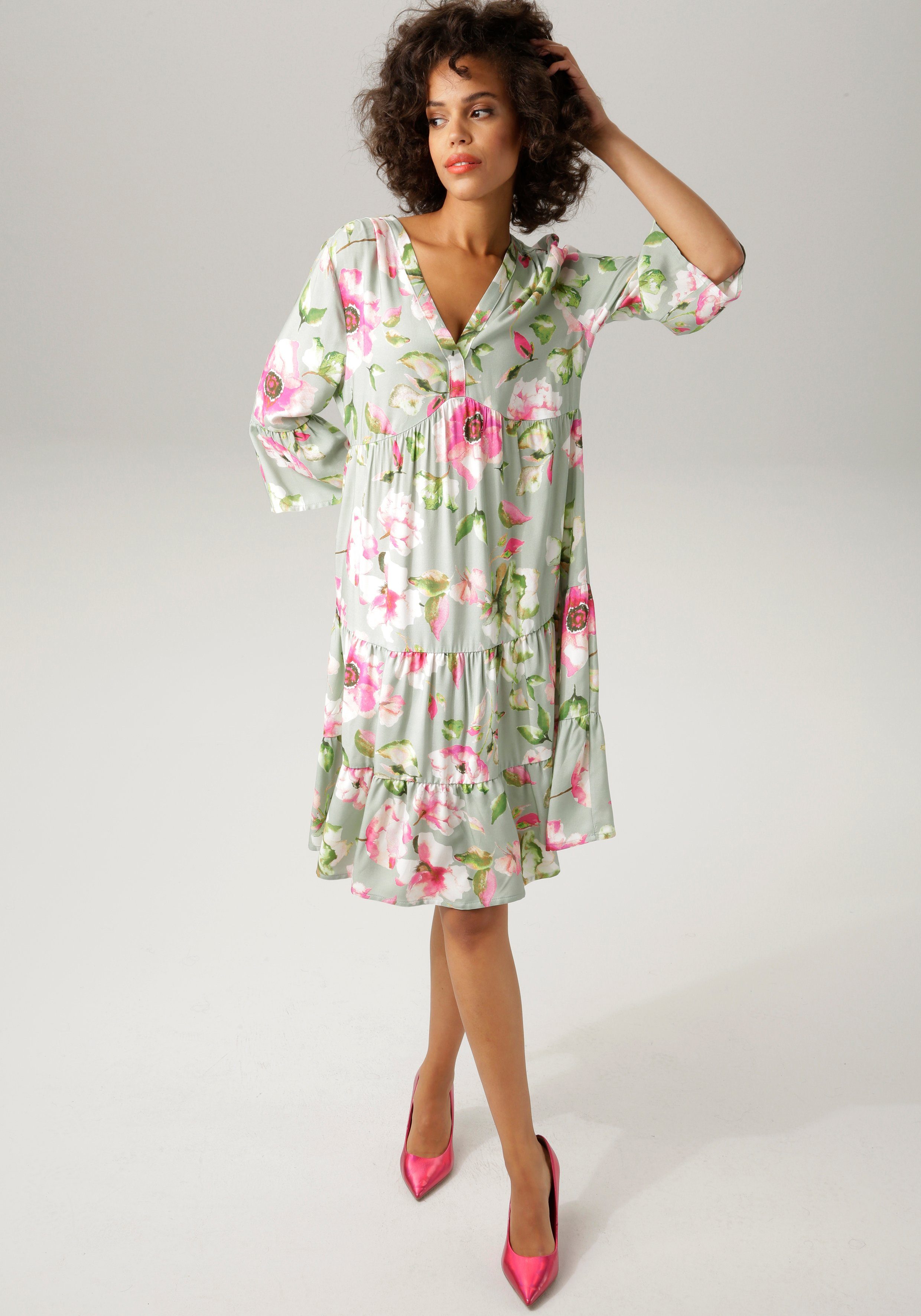 Aniston CASUAL Tuniekjurk met fantasievolle bloemenprint