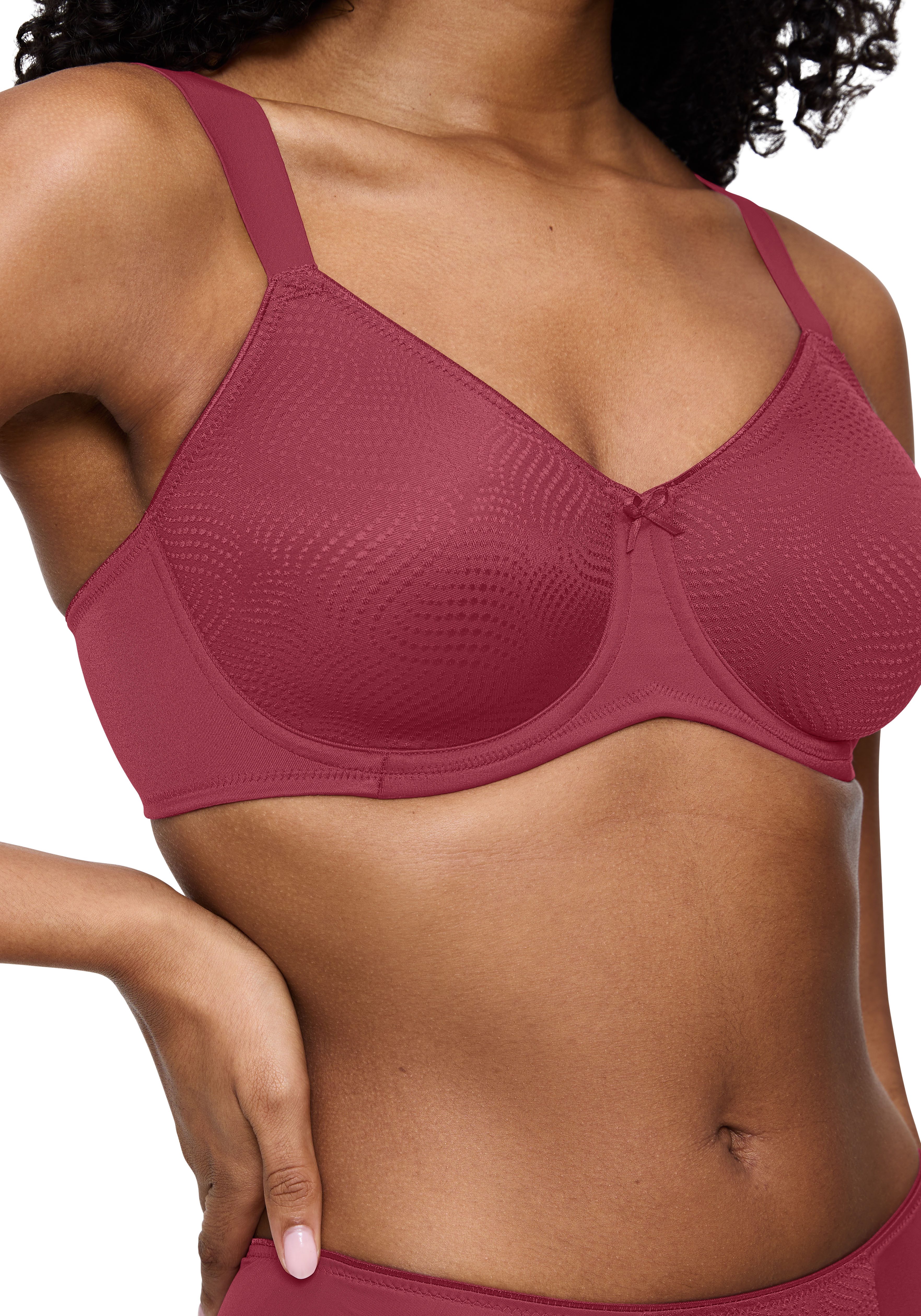 Triumph Minimizer-bh Essential Minimizer T W X maakt de borst optisch kleiner met een cupmaat