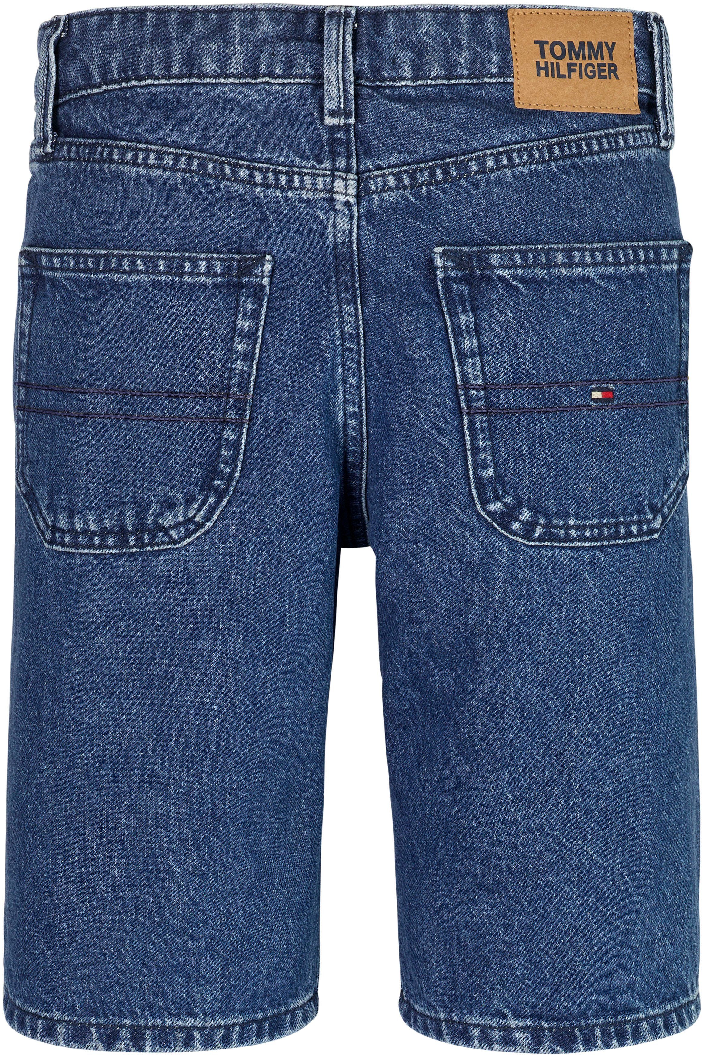 Tommy Hilfiger Short MODERN STRAIGHT DENIM SHORTS met tommy hilfiger merkdetails
