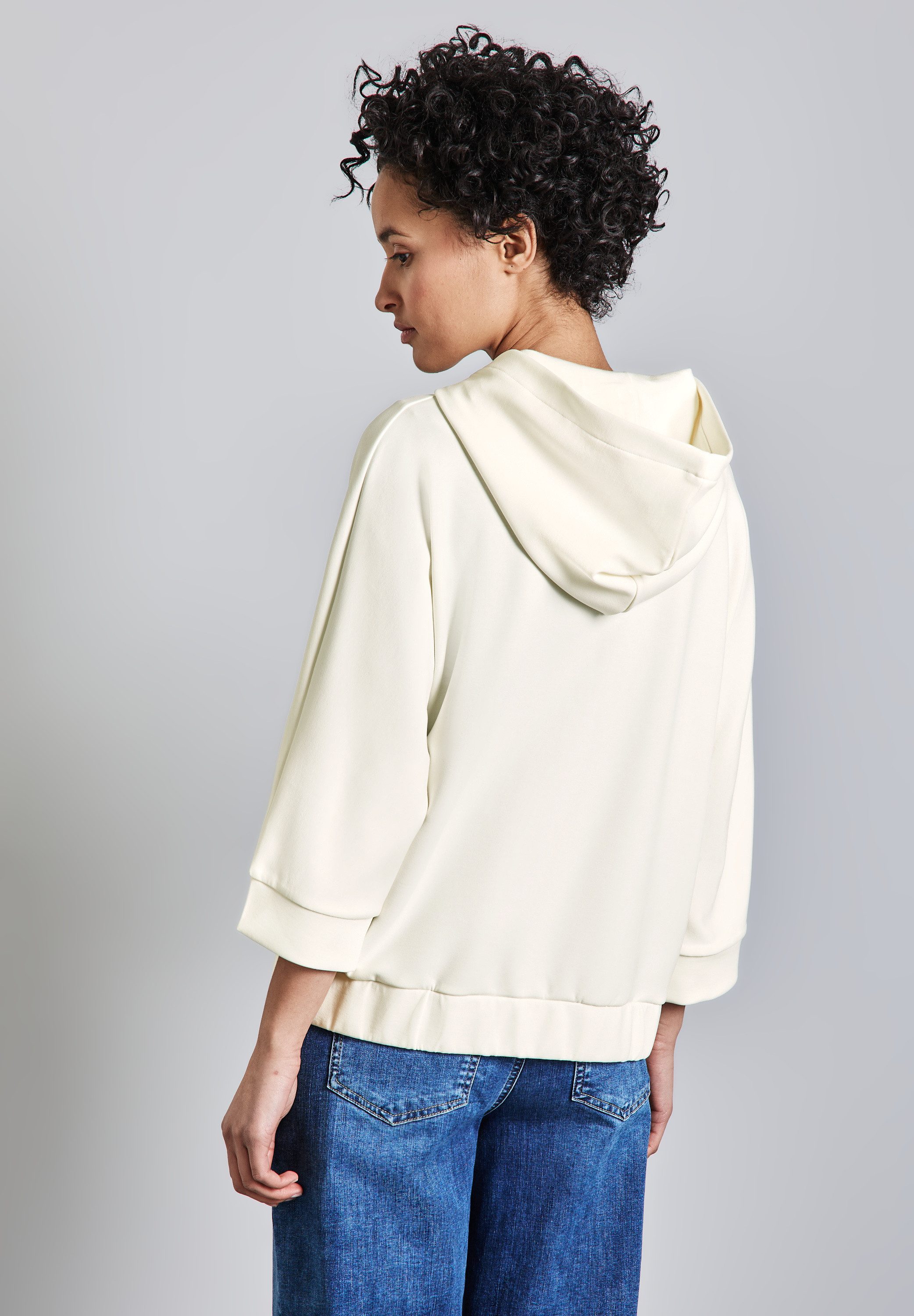 STREET ONE Hoodie in silk-look