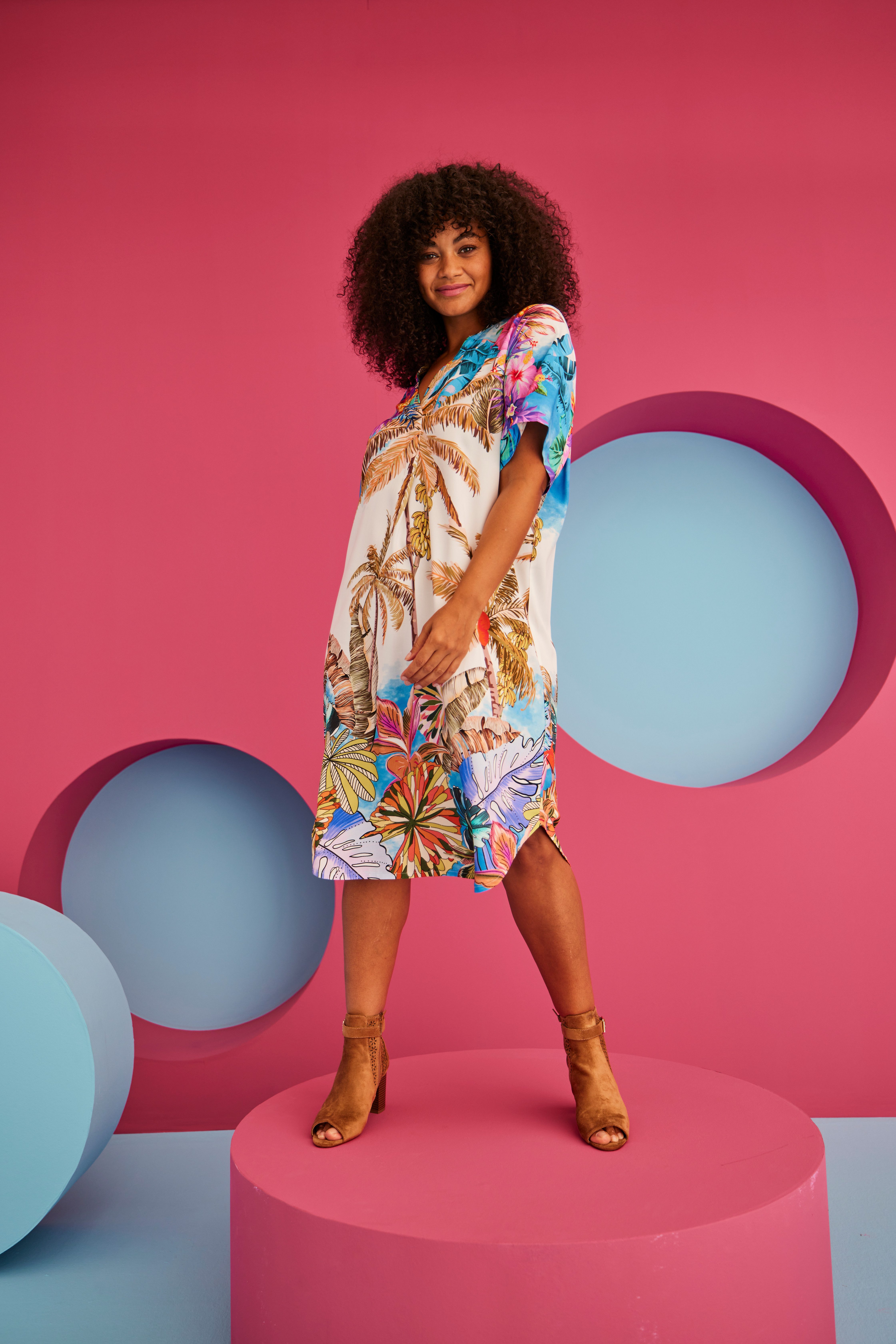 Aniston PLUS Blousejurk met kleurrijke, grootschalige palmprint - nieuwe collectie