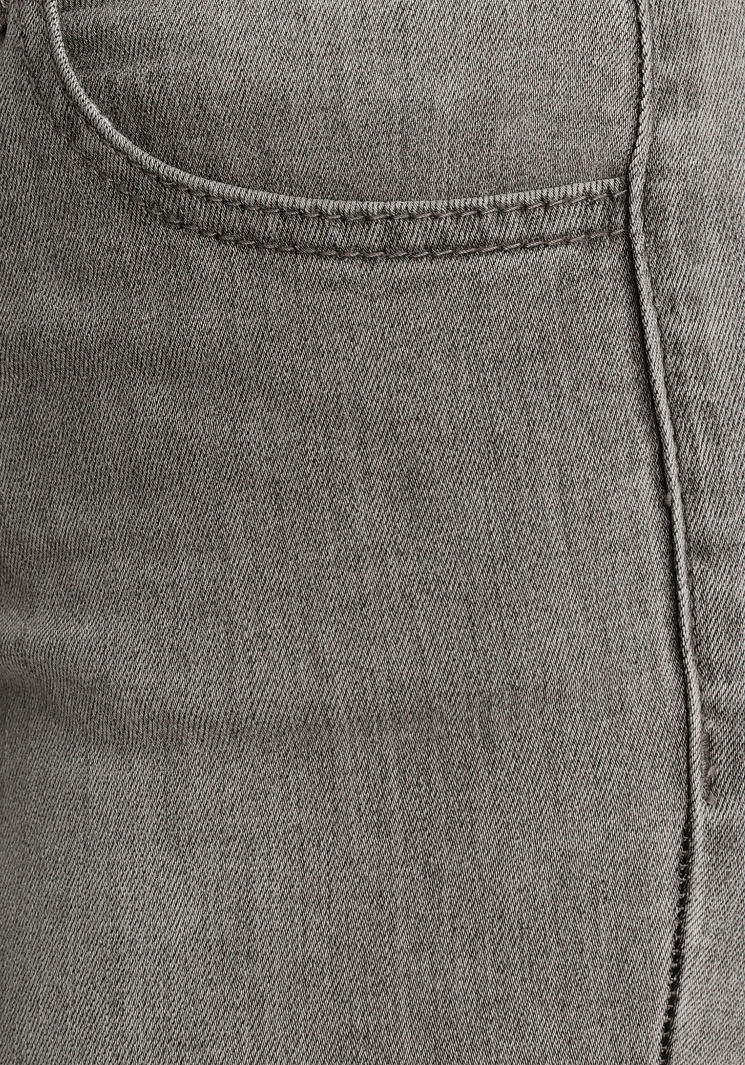 Arizona Skinny fit jeans Ultra Stretch extra-strakke been verloop, normale taille, met steekzakken