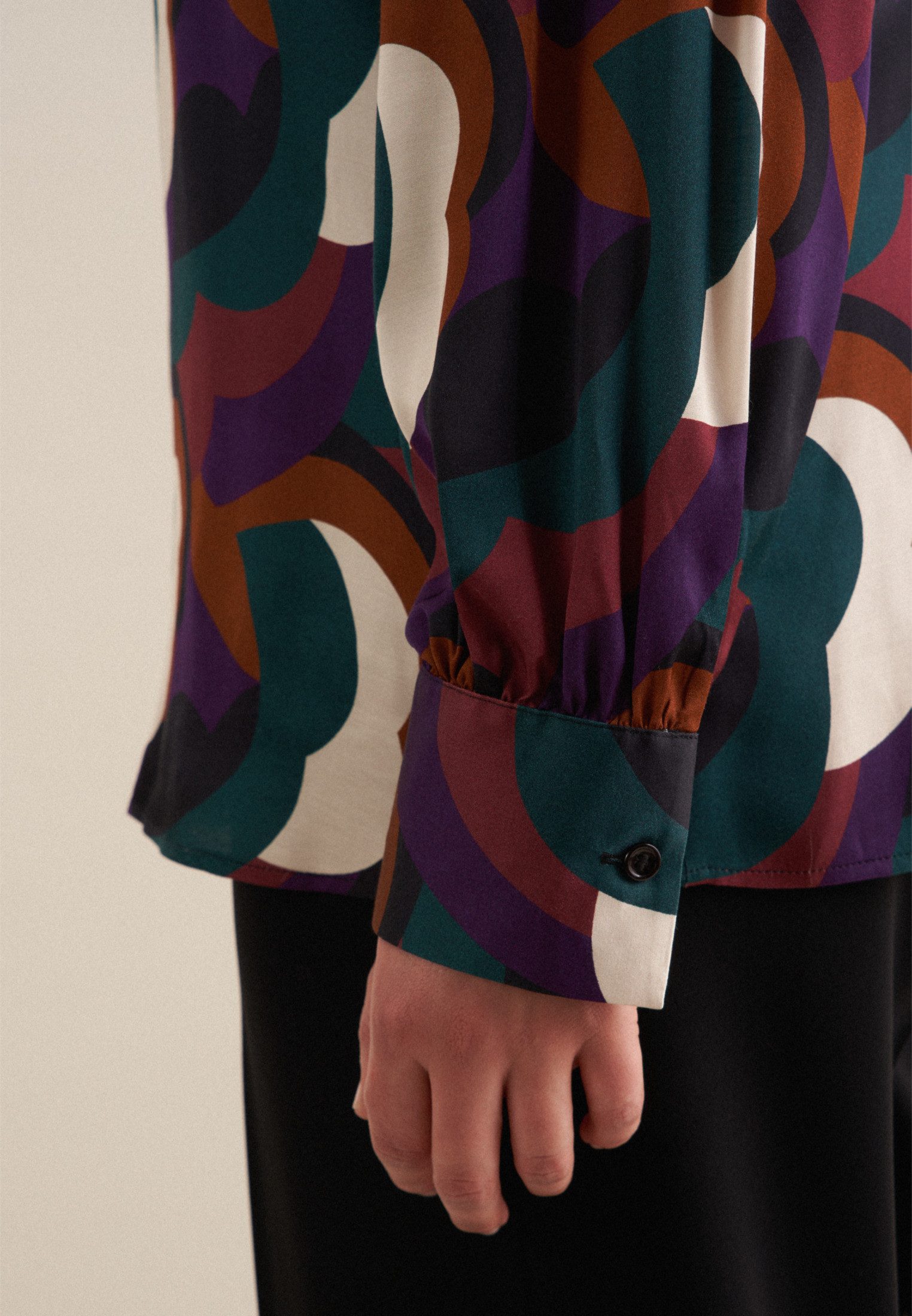 seidensticker Shirtblouse Zwarte roos Lange mouwen kraag print