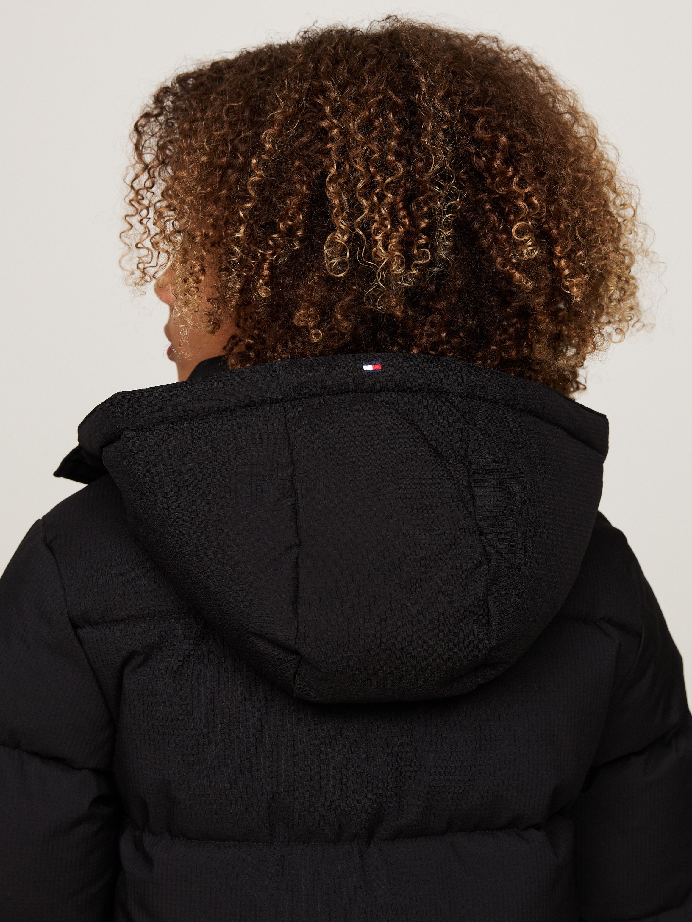 Tommy Hilfiger Gewatteerde jas MONOTYPE RIBSTOP PUFFER JACKET met contraststrepen, logo-inscriptie