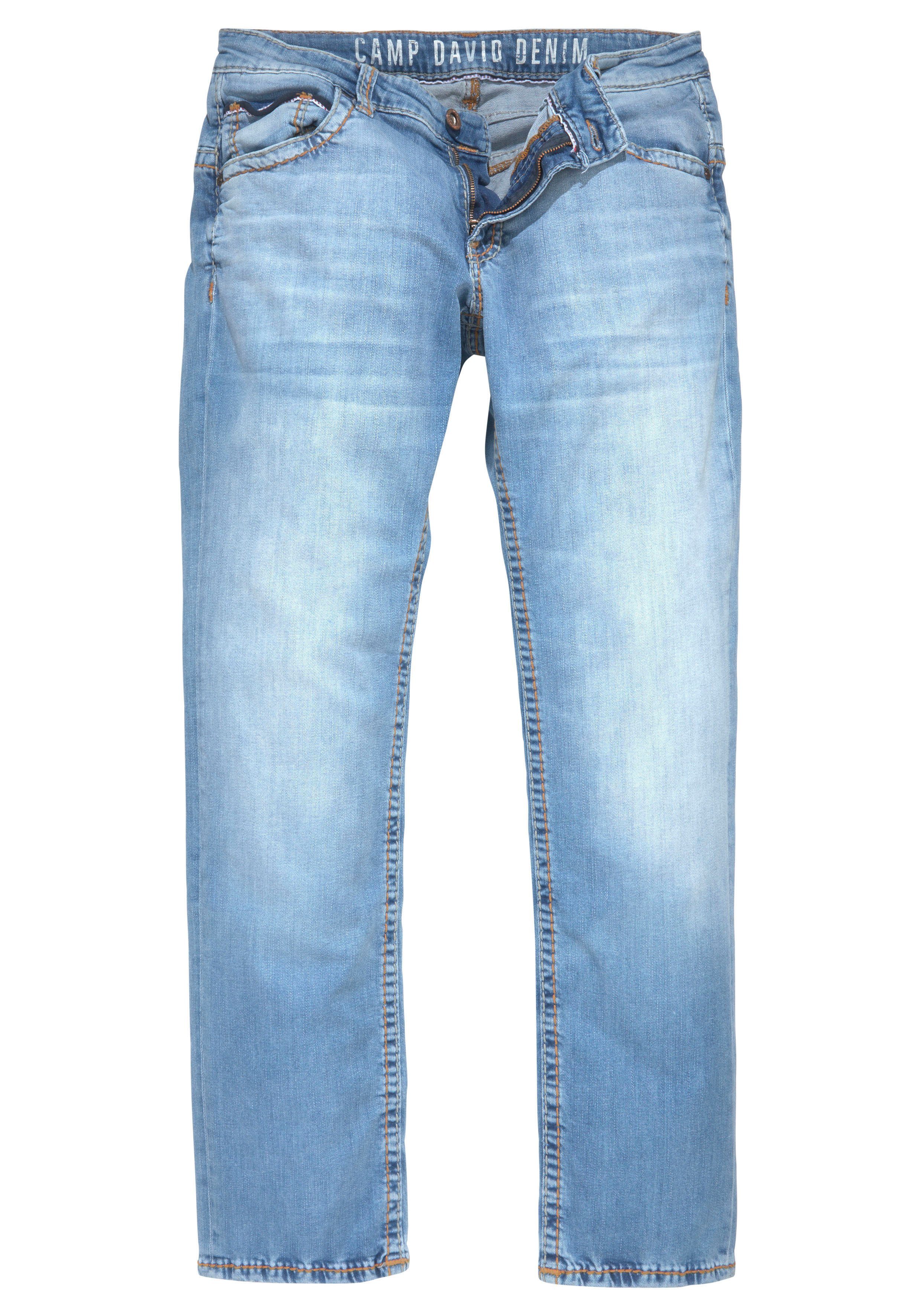 CAMP DAVID Loose fit jeans CO:NO met opvallende naden en stretch