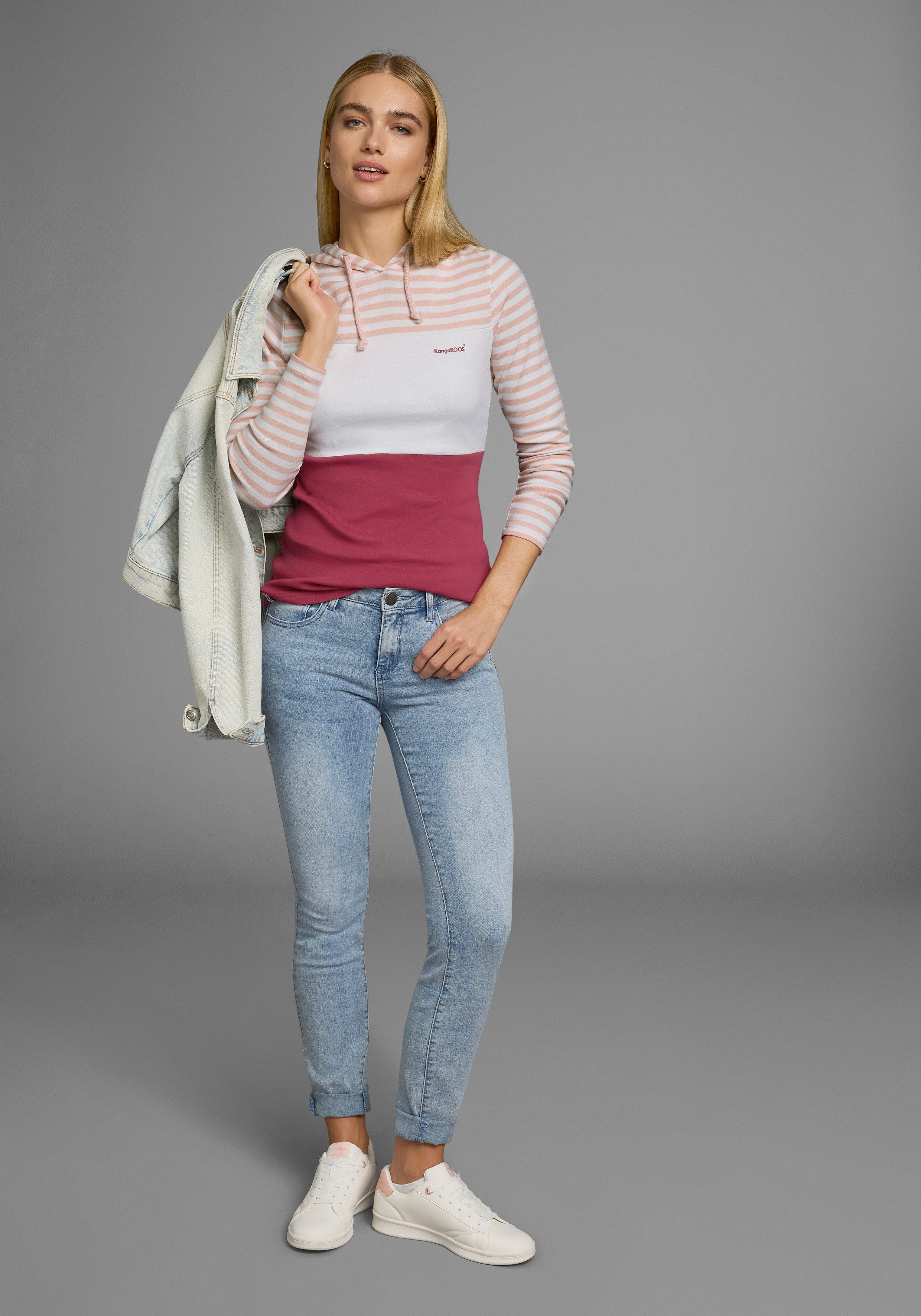 KangaROOS Capuchonshirt Lange mouwen, zeer figuurvolgend, met colourblocking-look