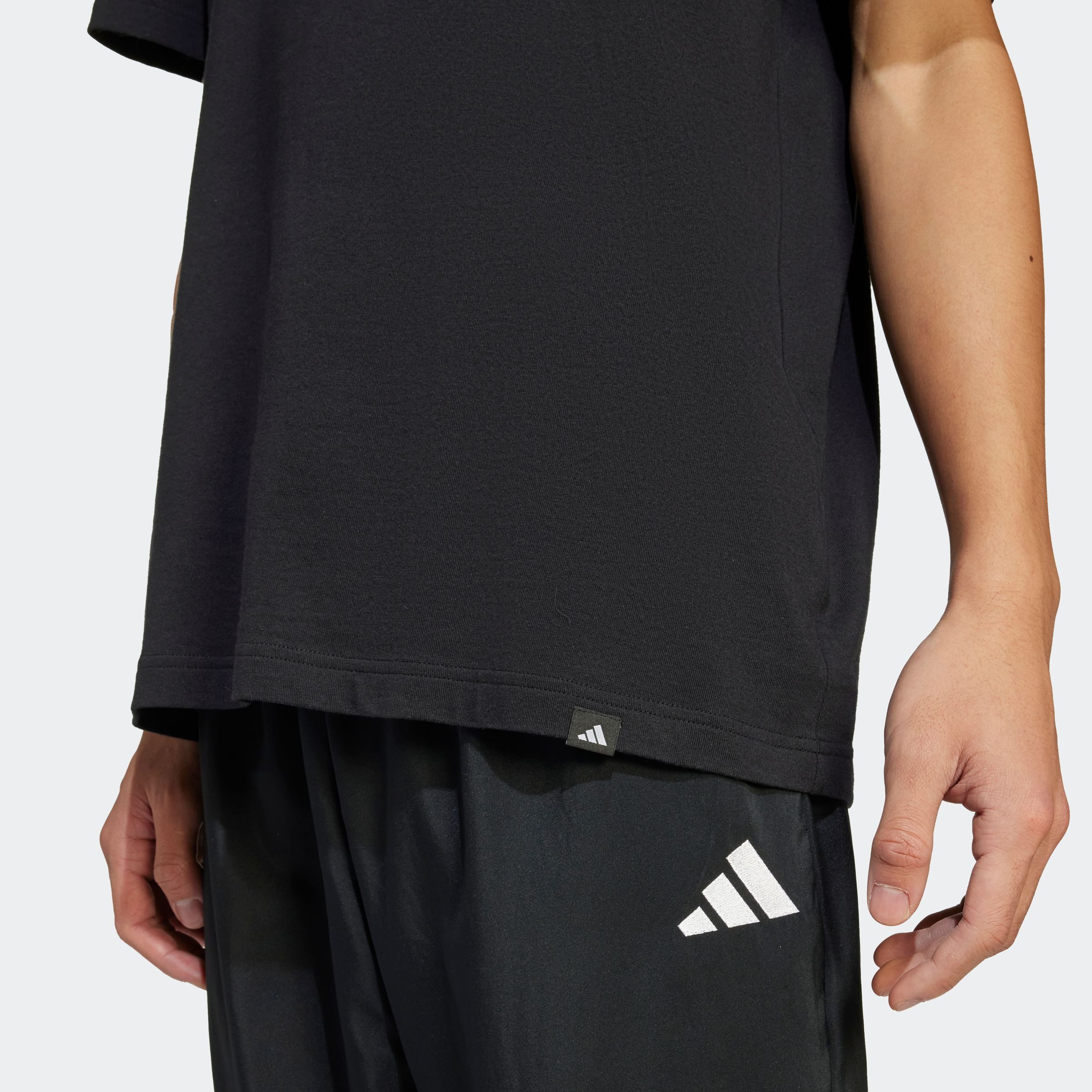 adidas Sportswear T-shirt M L SLIDE TEE