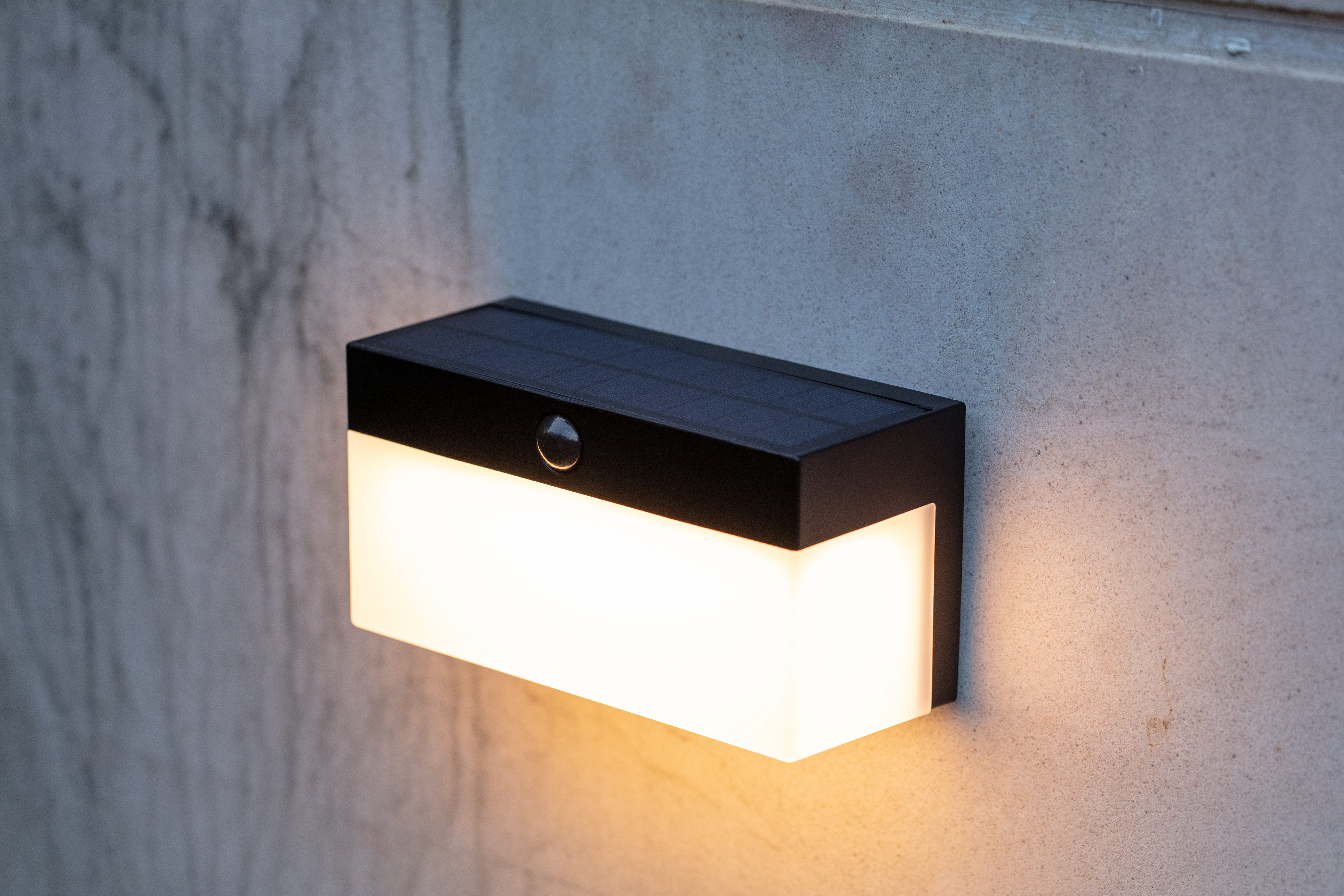 LUTEC Led-solarlamp LED-zonne-energie wandlamp FRAN