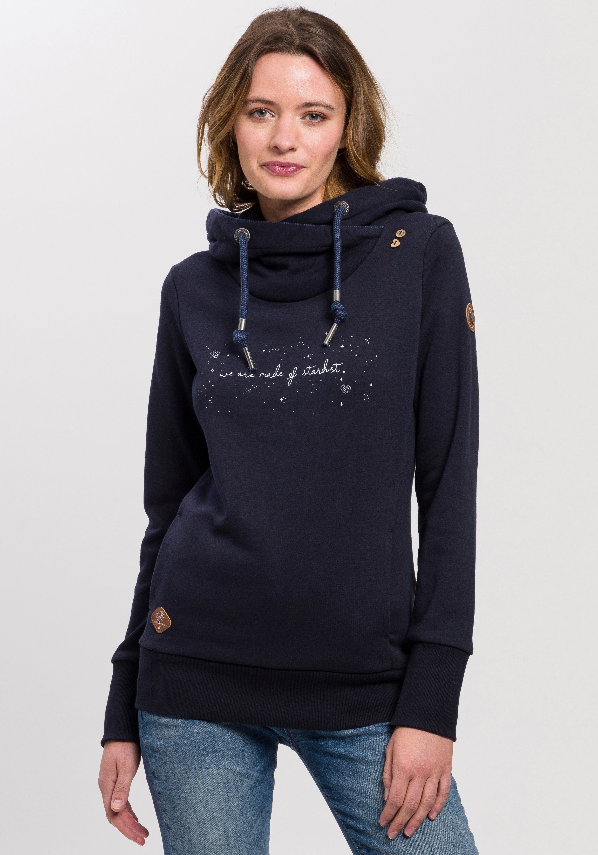 Ragwear Sweater GRIPY BUTTON O STARDUST met geprint statement op de voorkant "we are made of stardust"