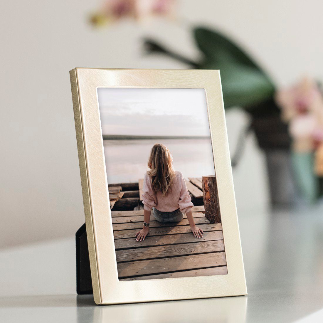 Hama Fotolijstje Fotolijst 13 x 18 cm voor 1 foto, om op te hangen en te plaatsen, goud (1 stuk)