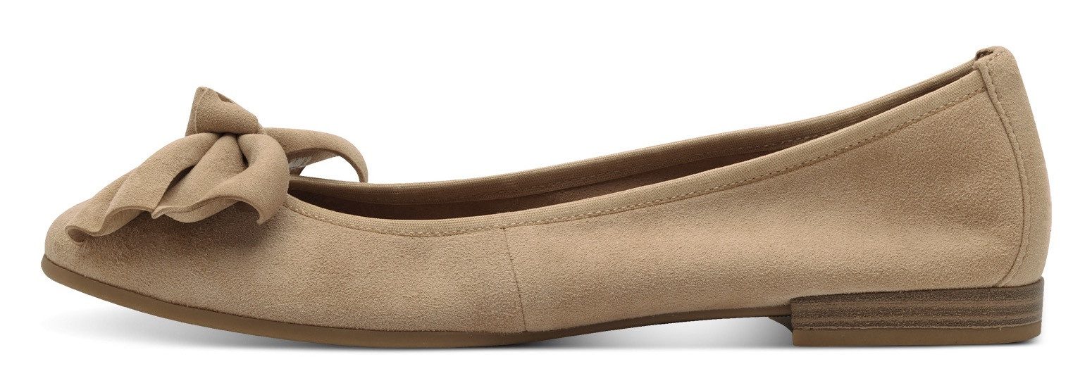 Tamaris Ballerina's , blockhak, business schoen, instapschoen heeft een smalle vorm