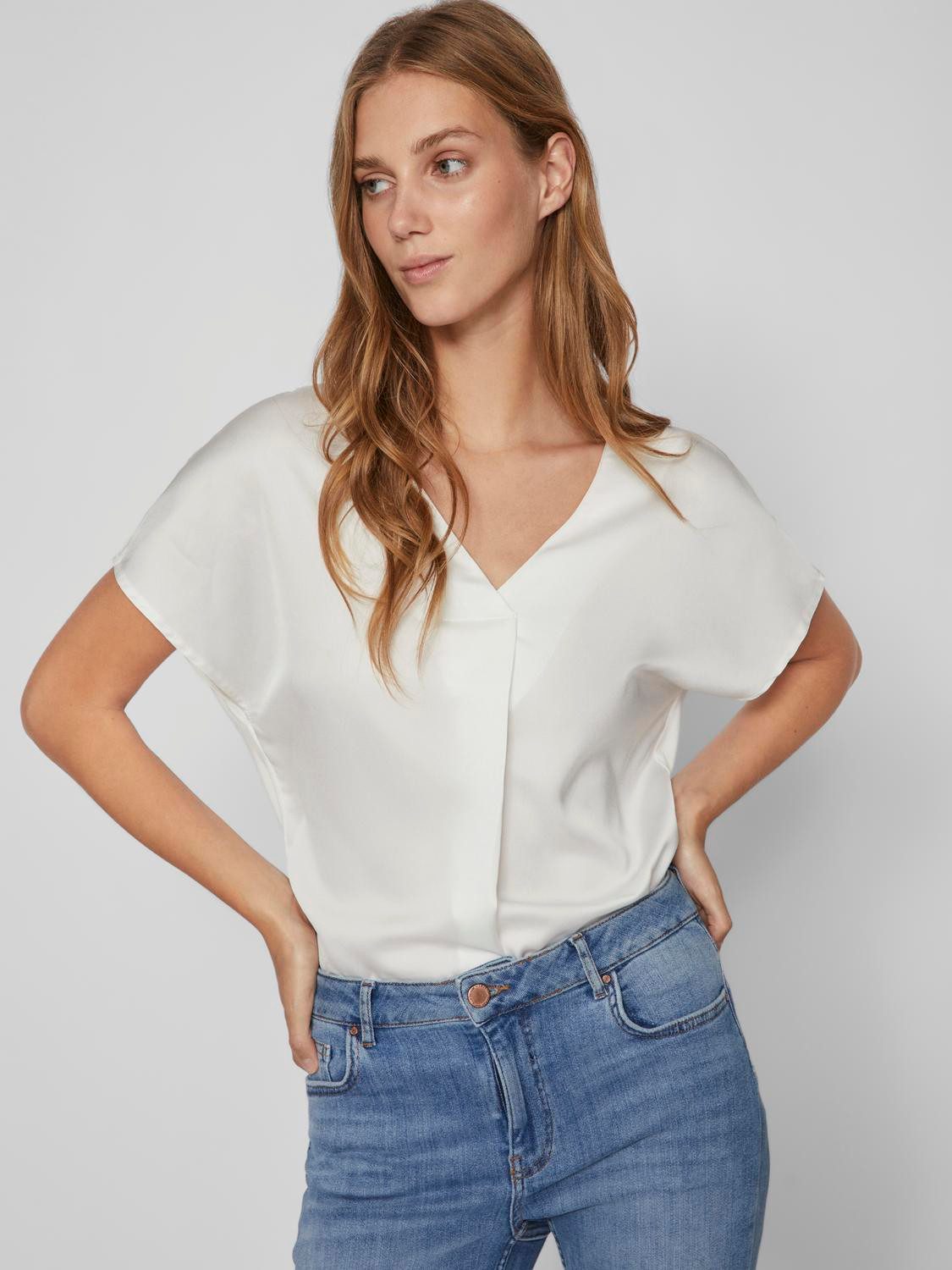 Vila Shirt met V-hals VIELLETTE V-NECK S S SATIN TOP NOOS