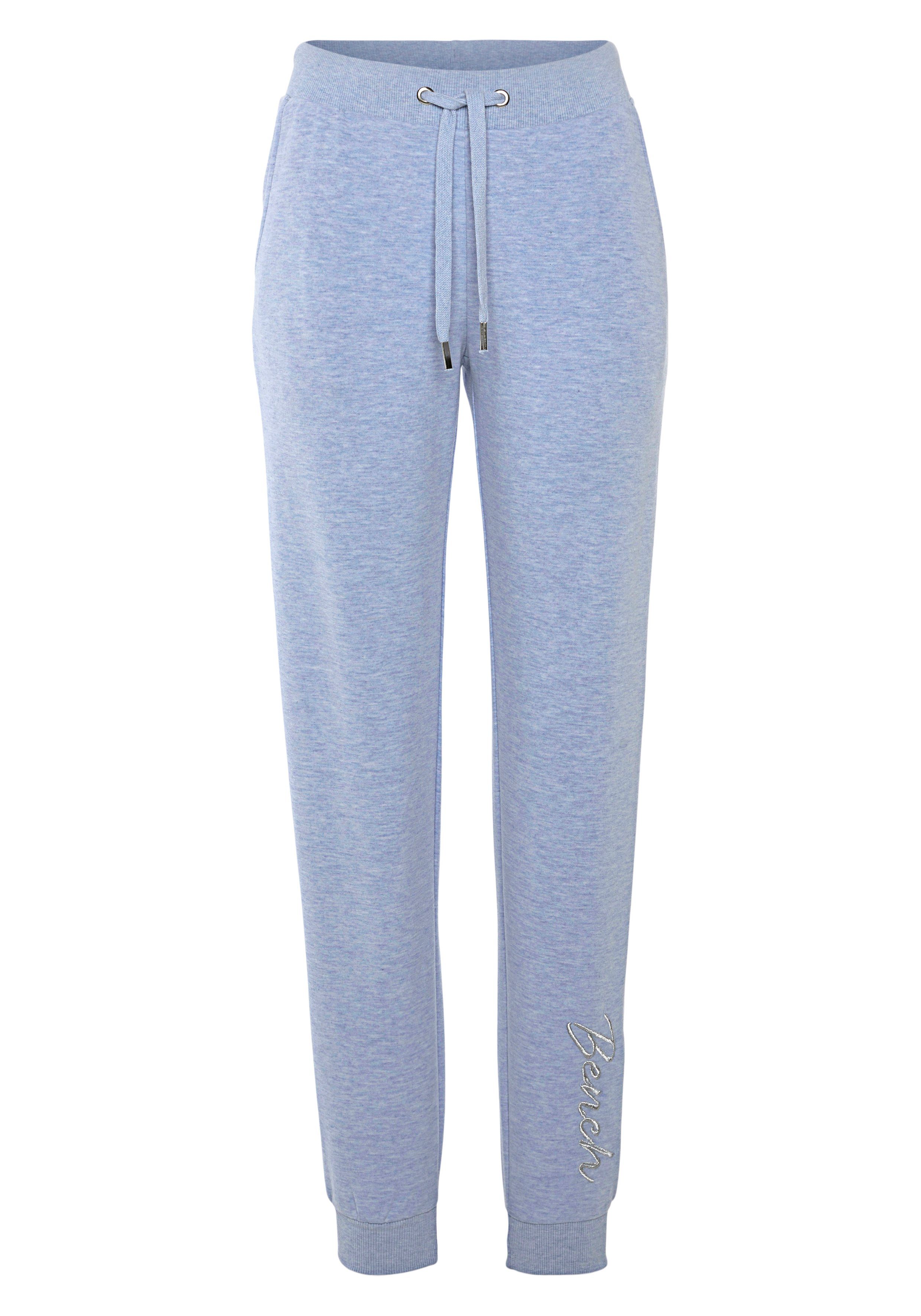 Bench. Loungewear Relaxbroek -loungebroek sweatbroek met glanzende logo-borduurwerk loungewear loungepak