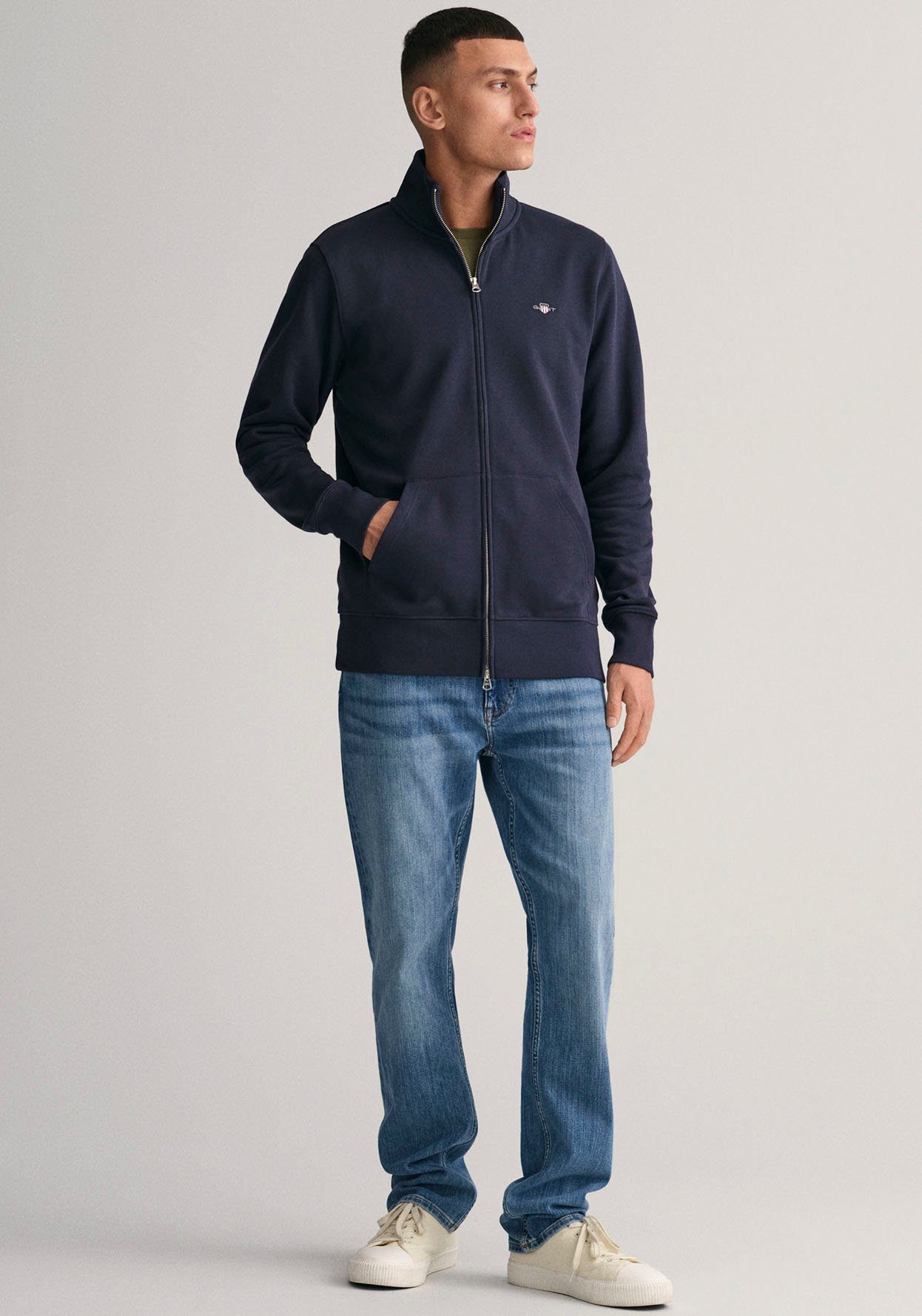 Gant Sweatvest REG SHIELD FULL ZIP SWEAT met logoborduursel op borsthoogte