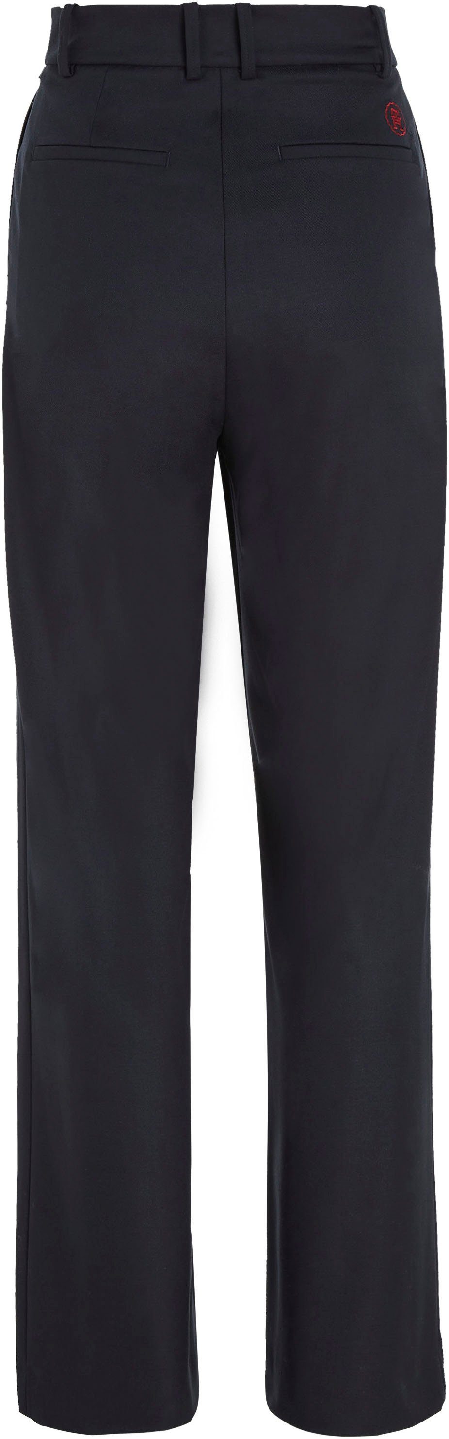 Tommy Hilfiger Geweven broek MD CORE RELAXED STRAIGHT PANT met logo-stiksel op de achterkant