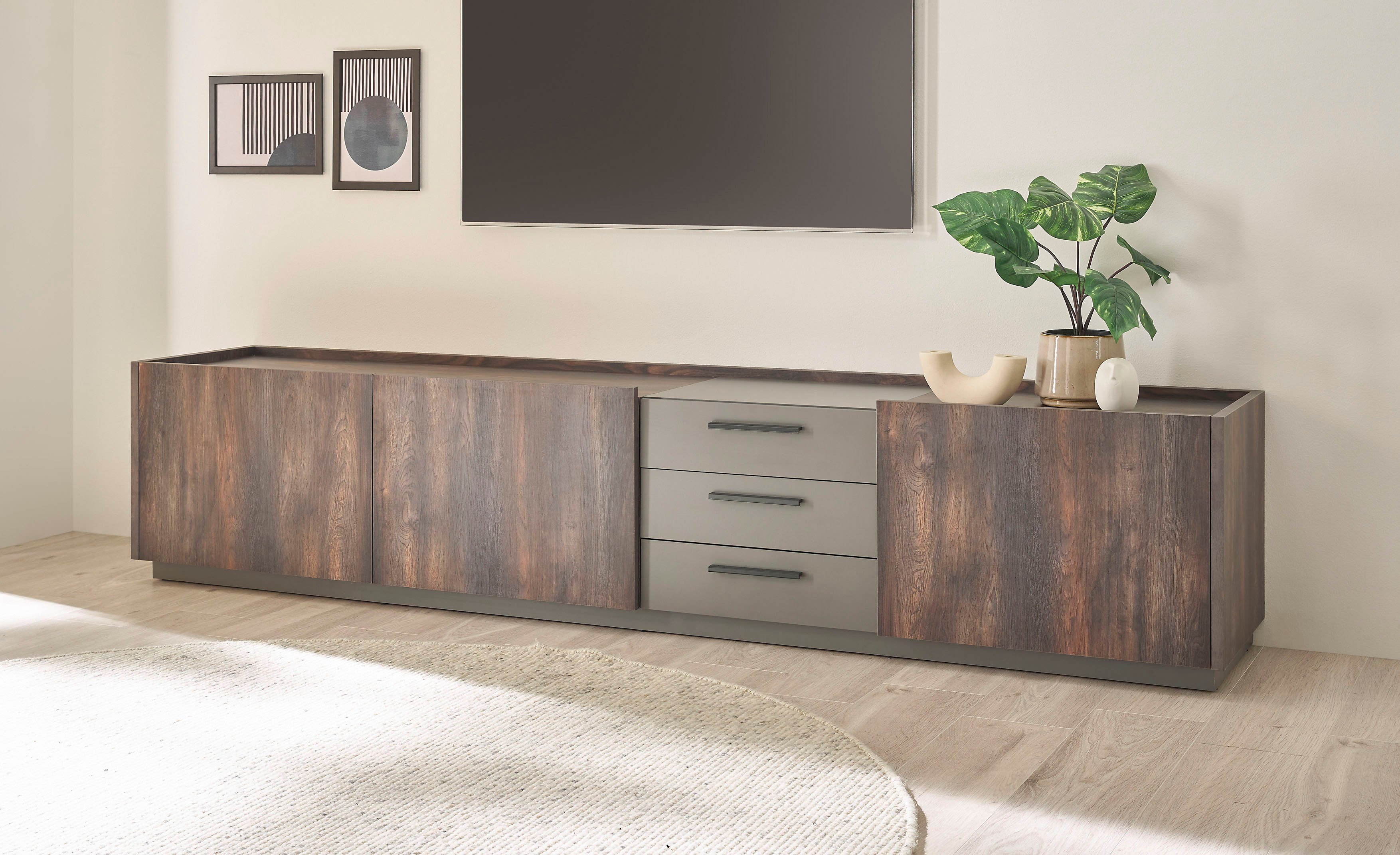 INOSIGN Tv-meubel Largo met soft-closefunctie, breedte ca. 240 cm lowboards bruin