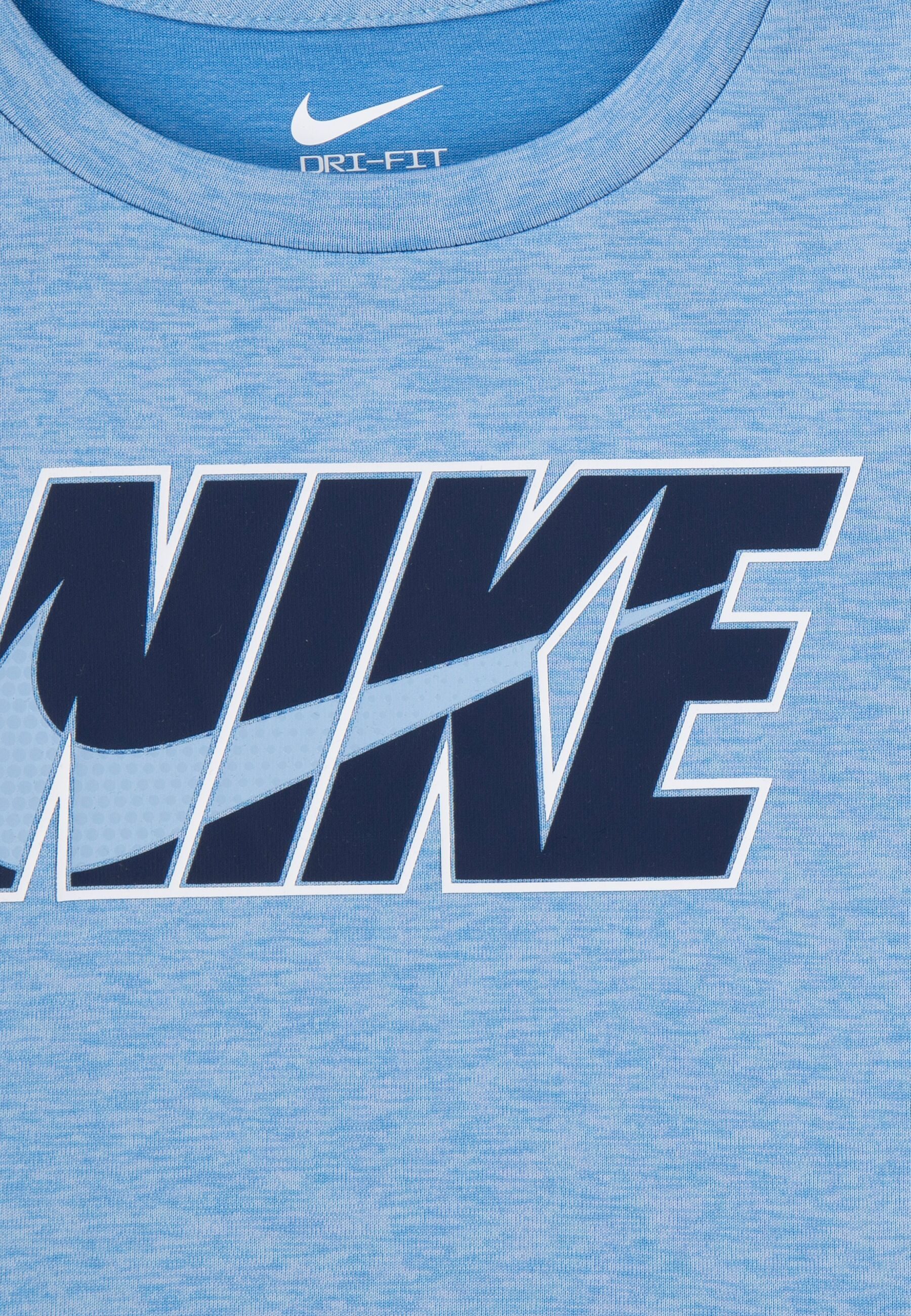 Nike Sportswear T-shirt short B NK DROPSET SS TEE SHORT SET (2-delig)