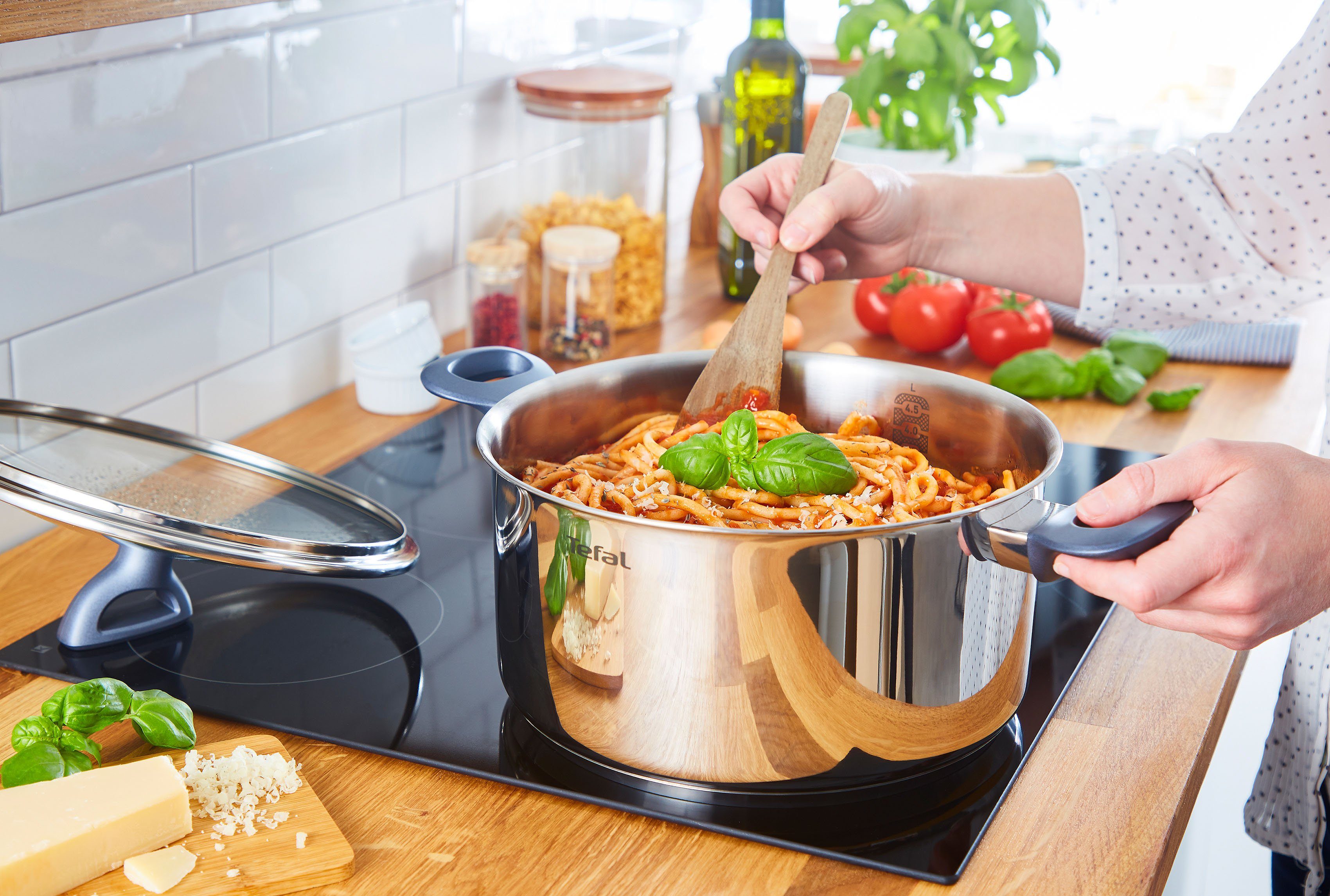 Tefal Kookpan Daily Cook Roestvrij staal pan met staande deksel, schenktuit, voor alle kookplaten, inductie