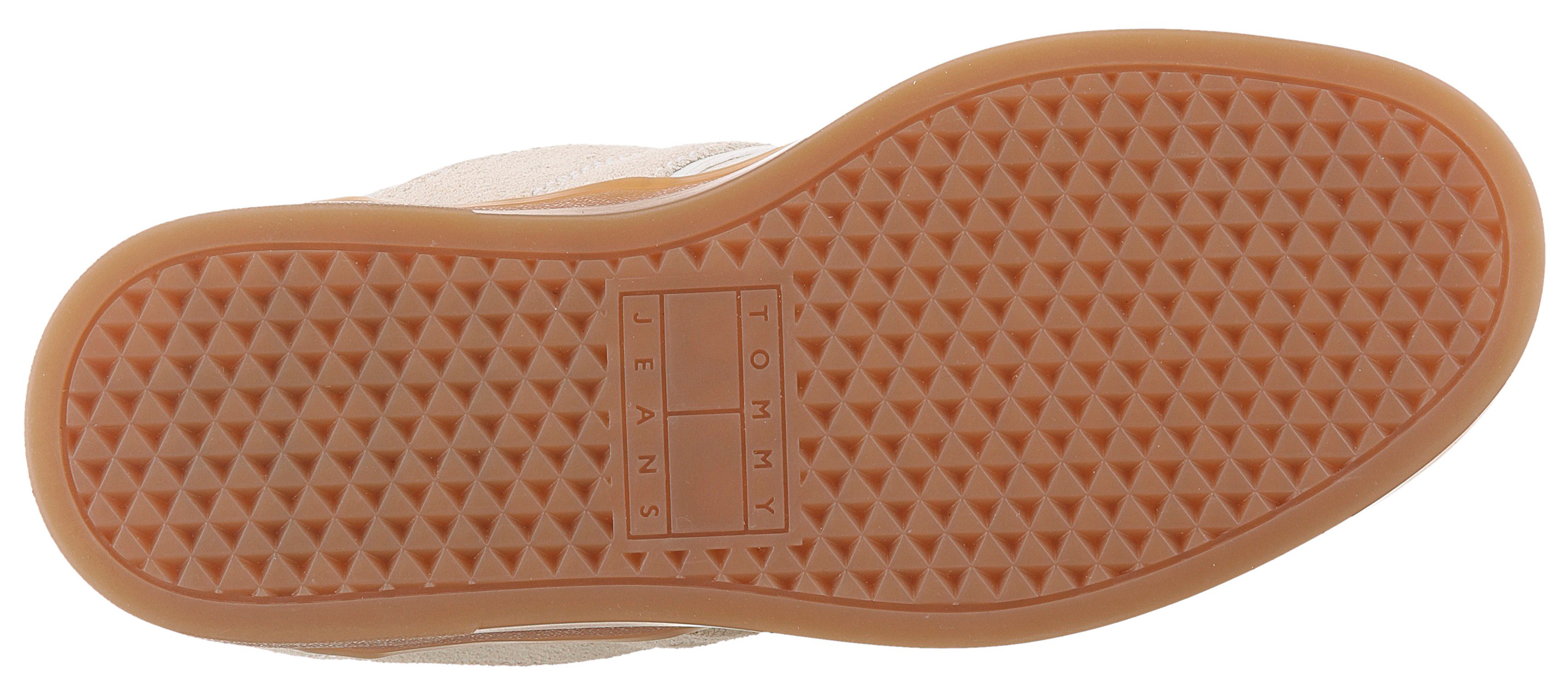 TOMMY JEANS Plateausneakers THE GREENWICH SUEDE , vrijetijdsschoen, halfschoen, veterschoen met gepolsterde schacht