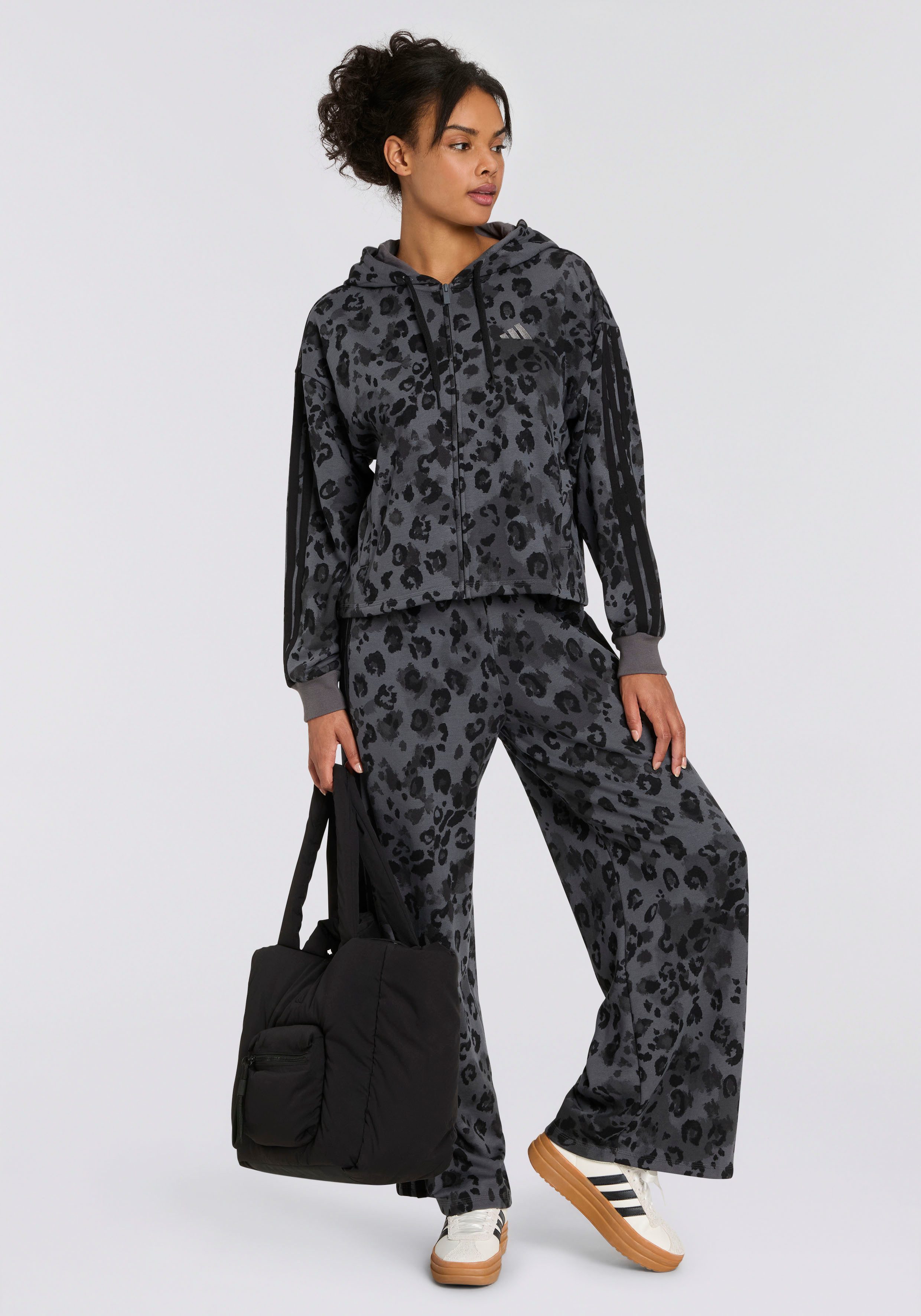 adidas Sportswear Sportbroek W AOP FT PT (1-delig)