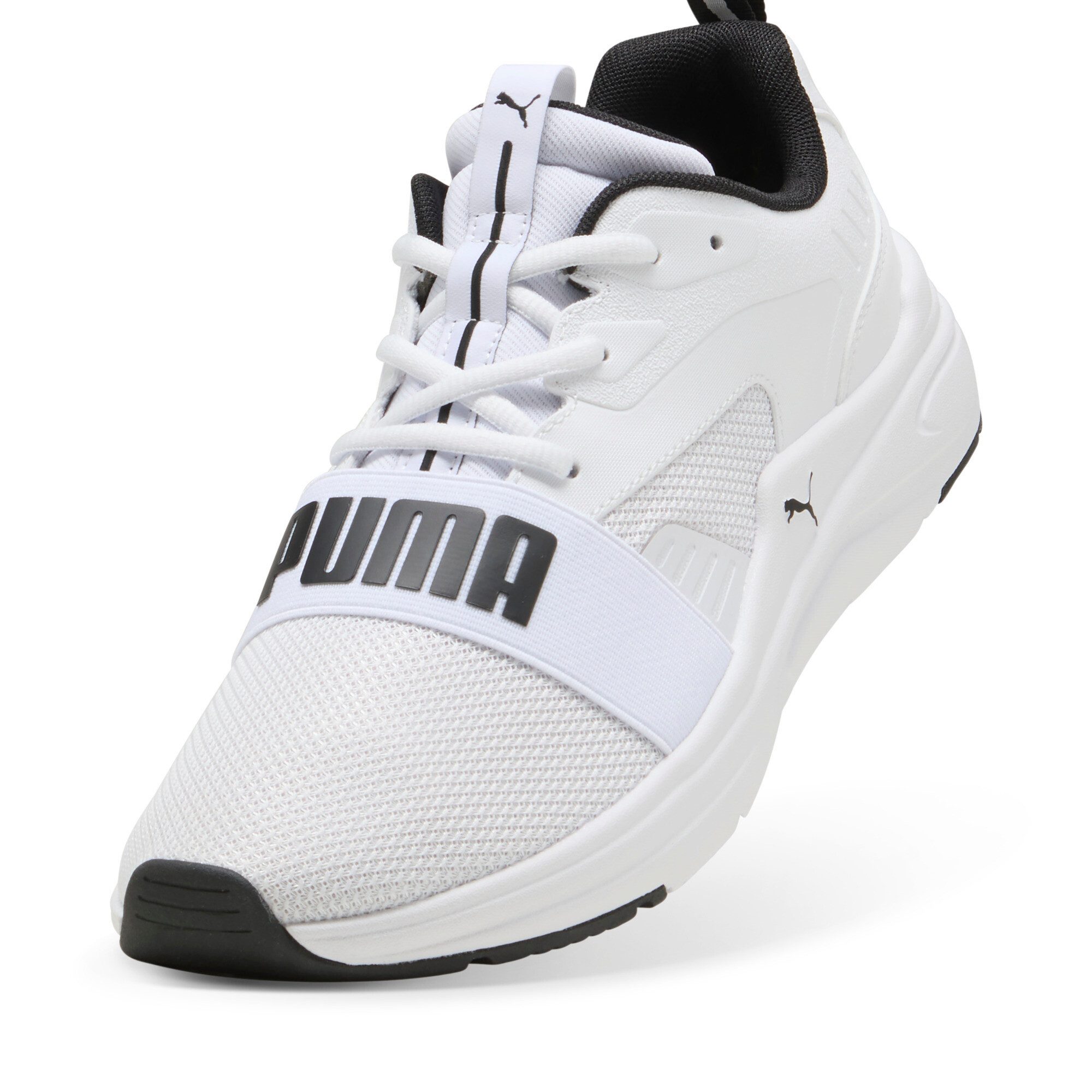 PUMA Sneakers