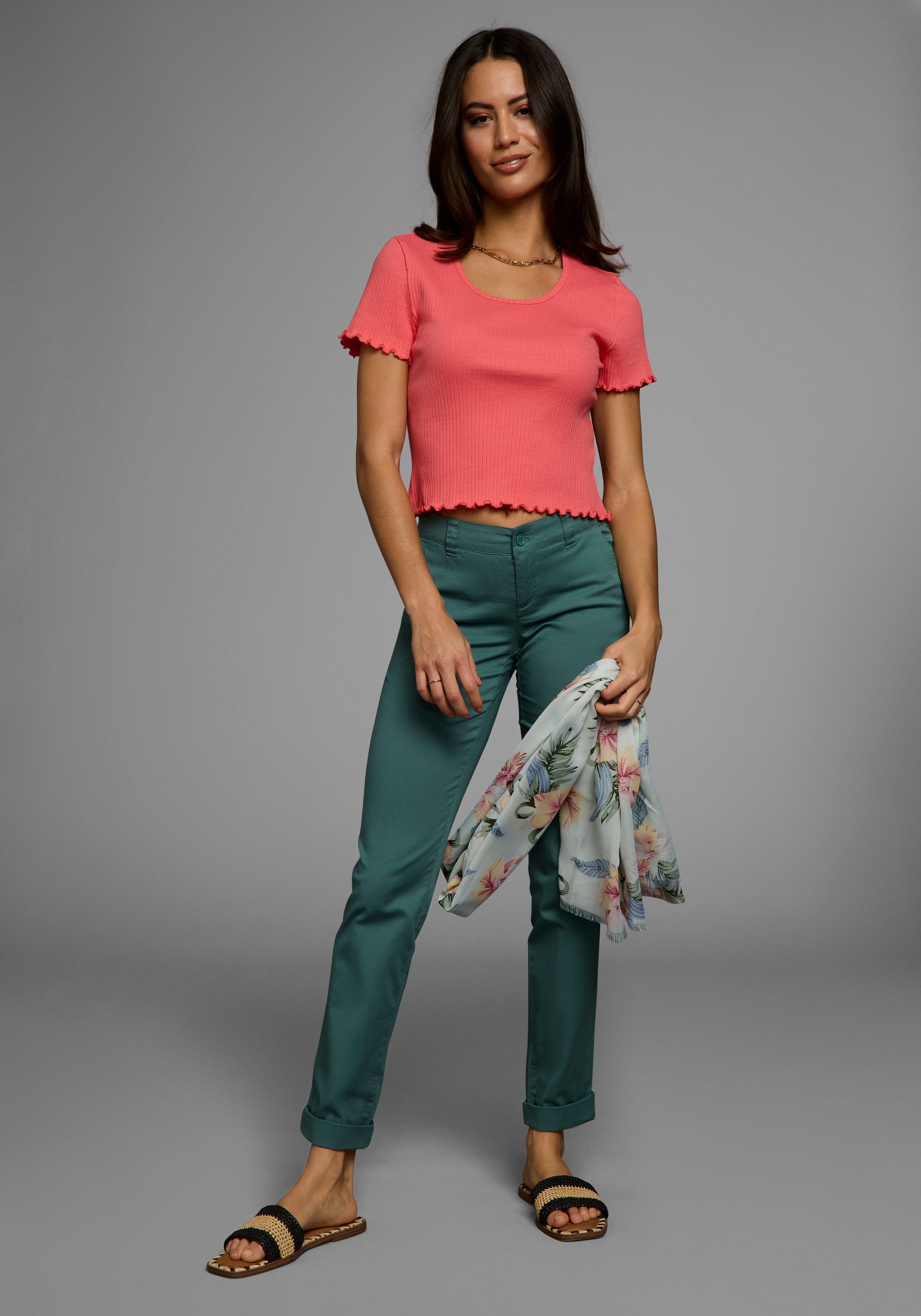 Laura Scott Shirt met korte mouwen met golvende zoom