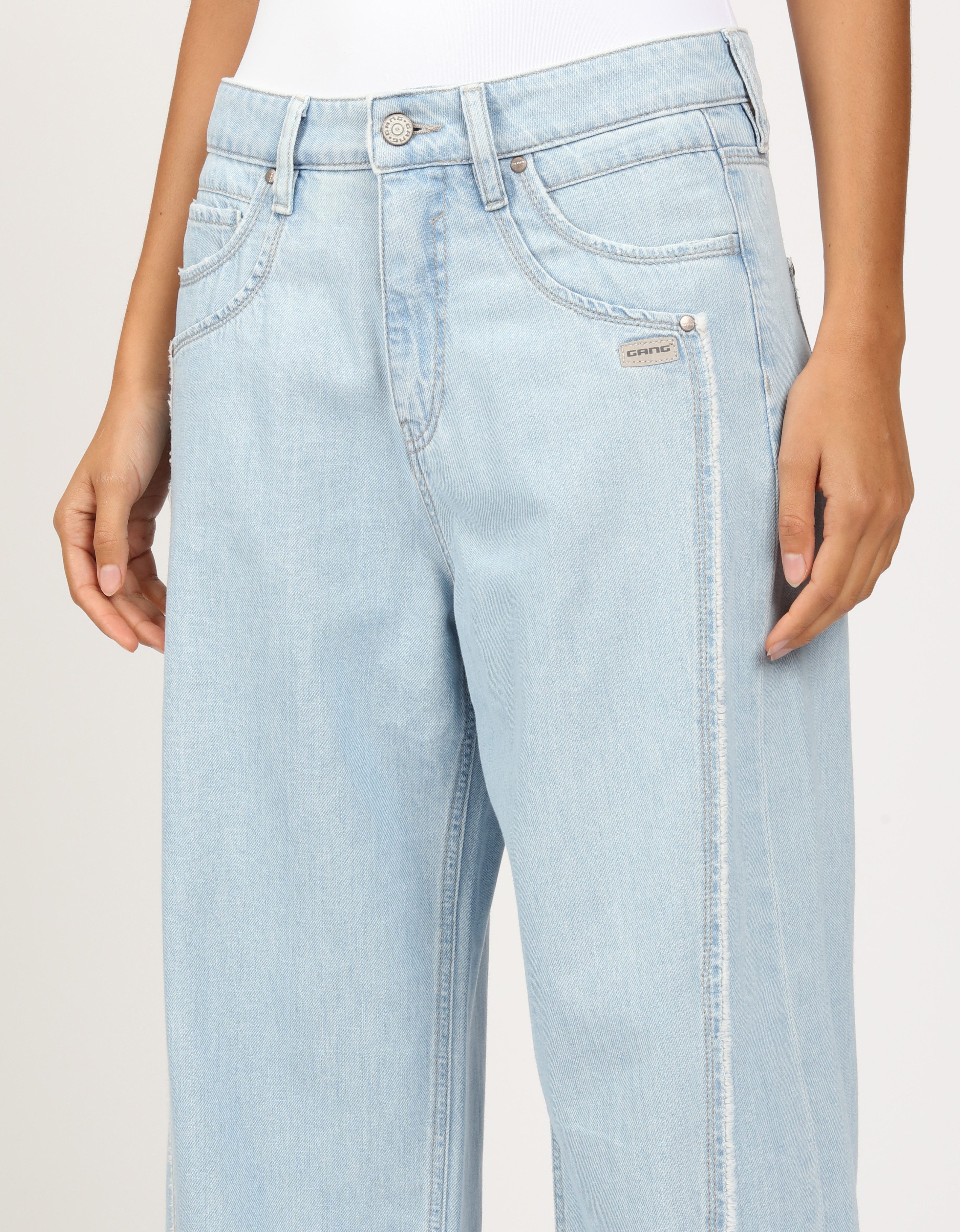 GANG Loose fit jeans 94FANNY met ingewikkelde snit