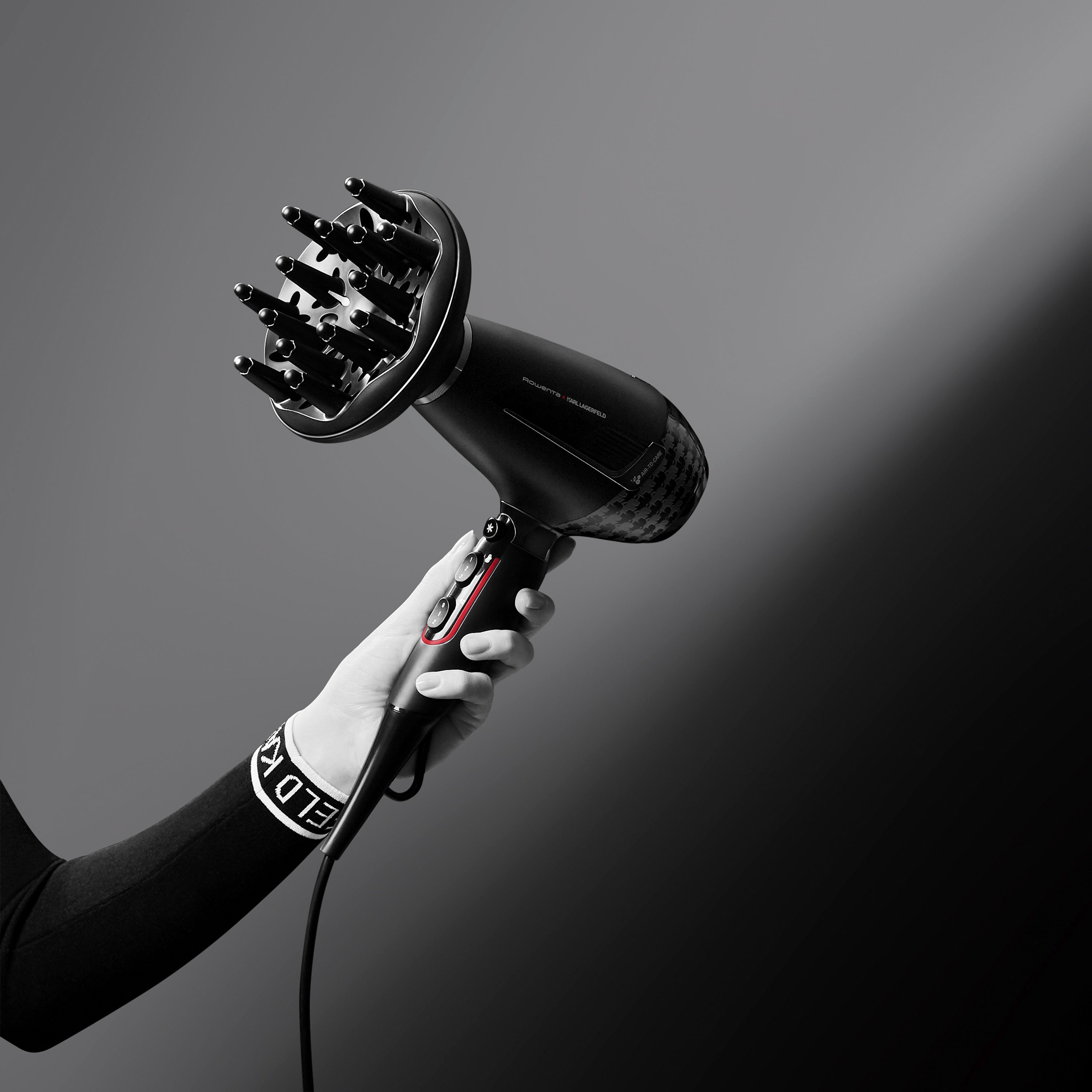 Rowenta Haardroger ROWENTA x Karl Lagerfeld CV888L K/Pro Stylist haardroger 2200w, pro ac motor, ionen, glans-booster, koude lucht, mondstukken, diffuser