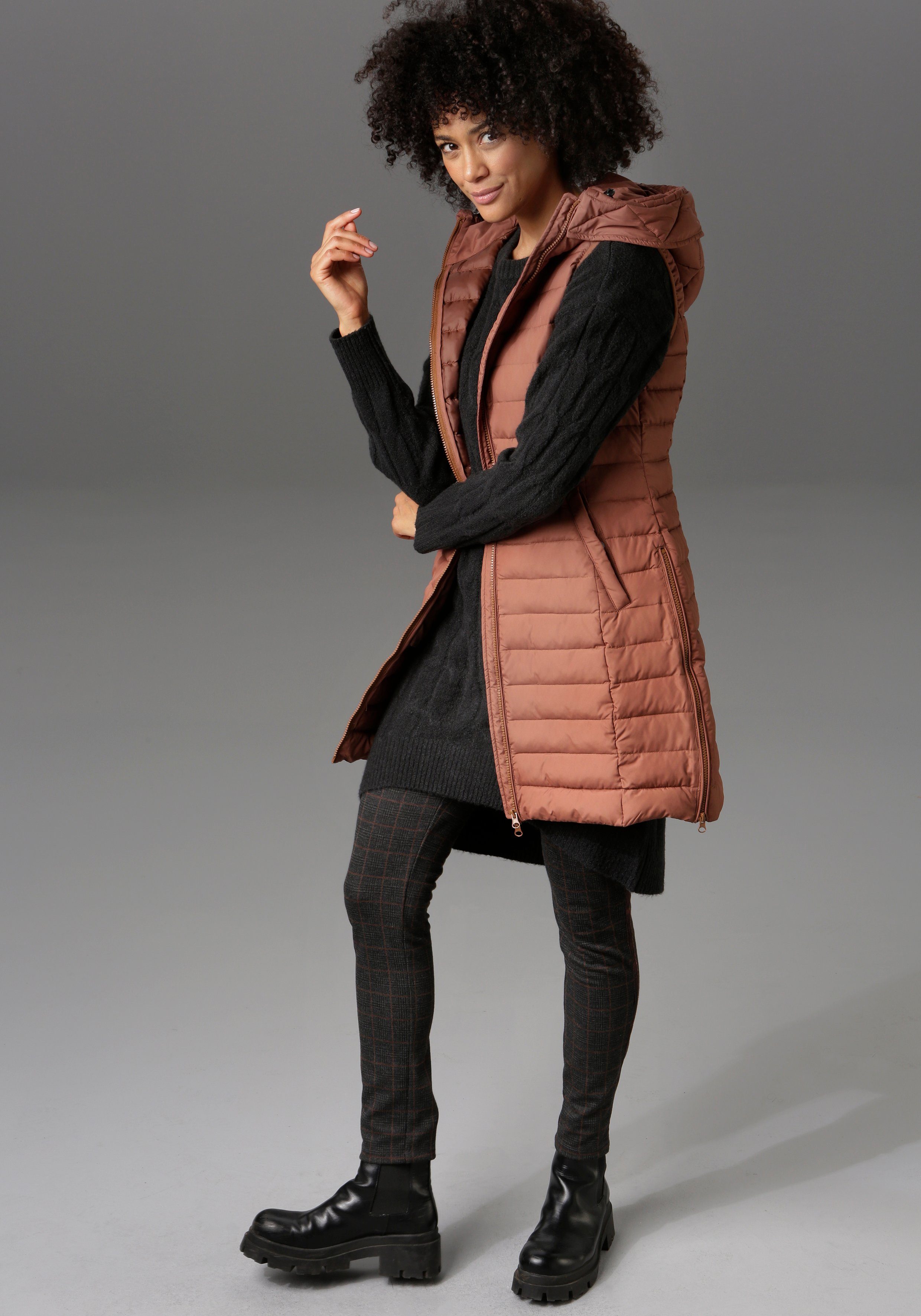 Aniston CASUAL Bodywarmer met verstelbare capuchon
