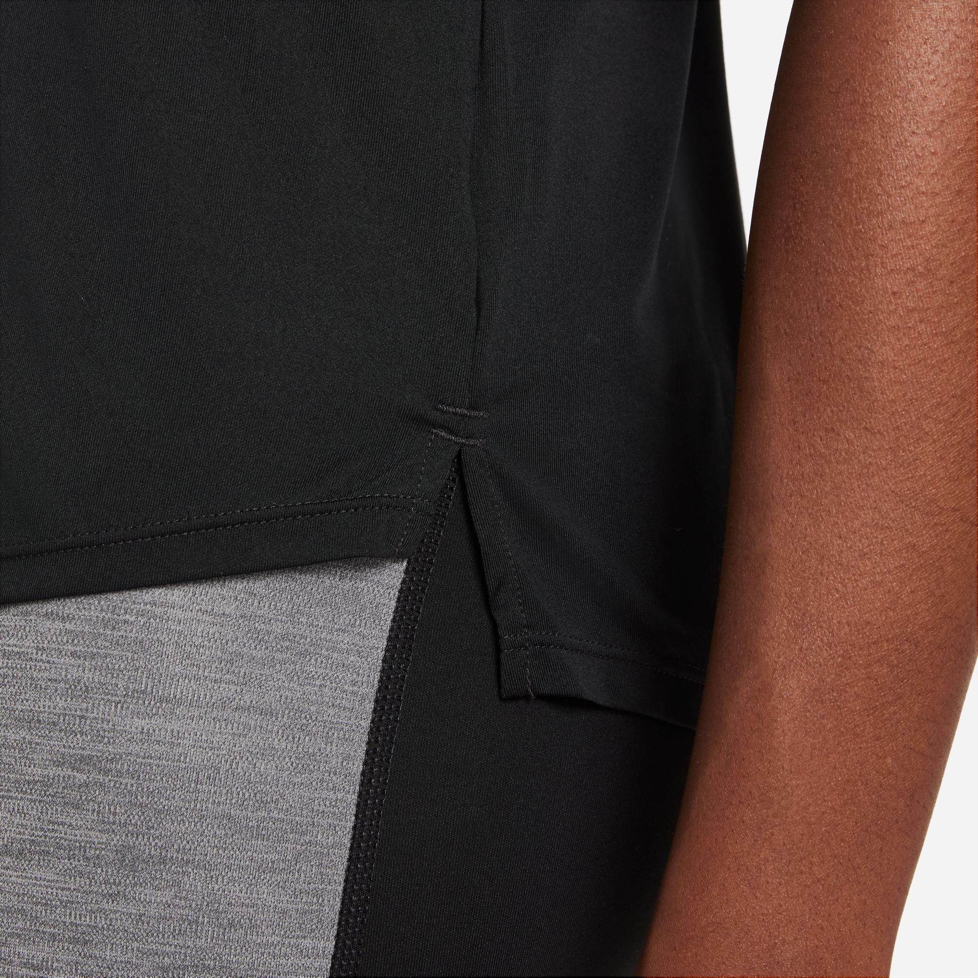 Nike Trainingsshirt Dri-FIT One Women's Standard Fit Short-Sleeve Top