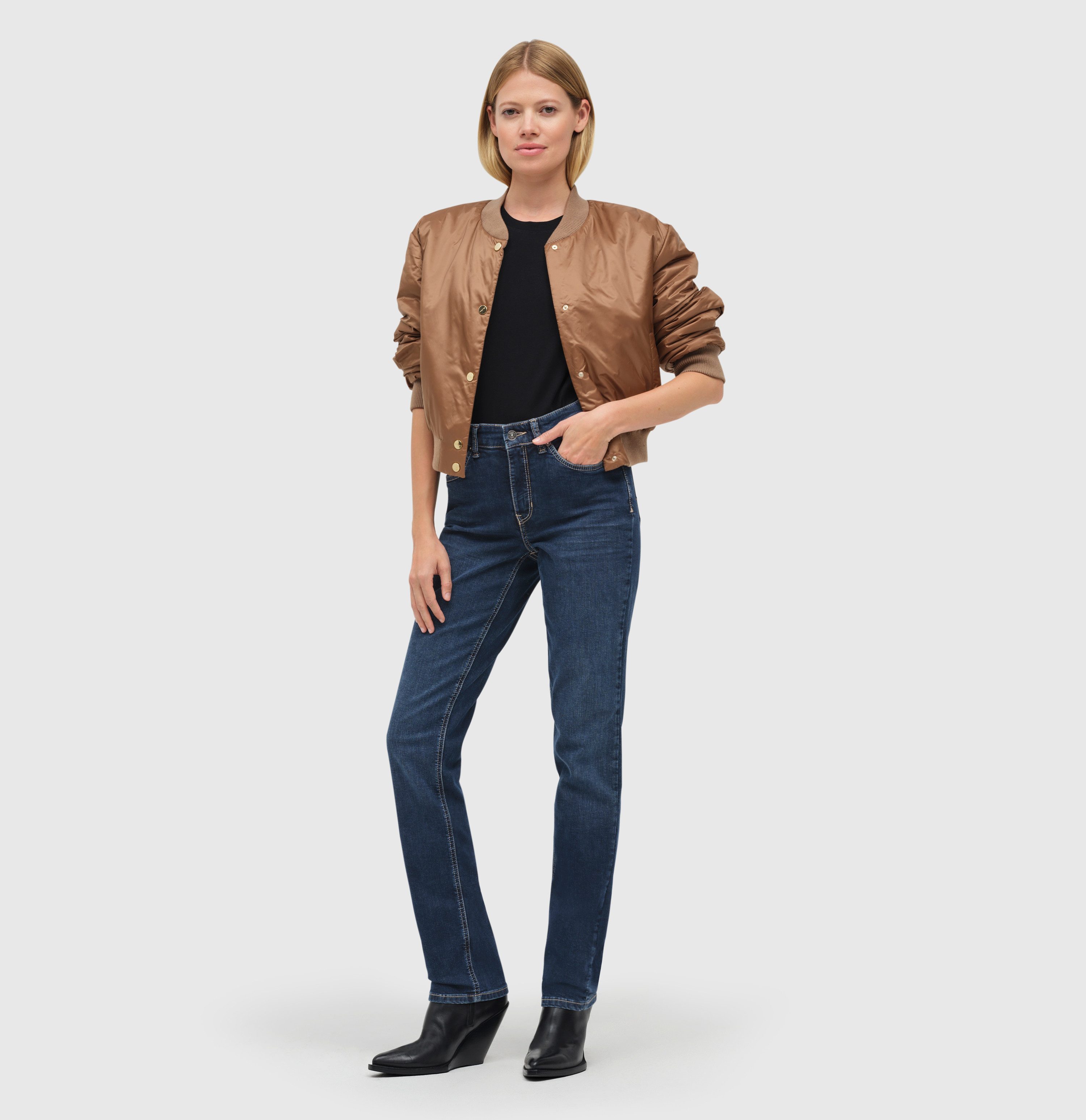 MAC Stretch jeans Melanie Recht model