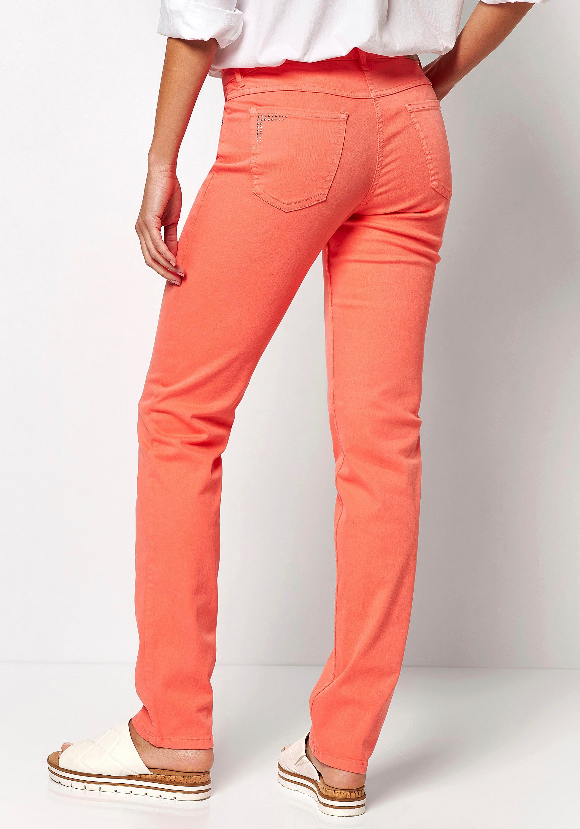 TONI Straight jeans Perfect Shape Straight met achterzakken met mooie details