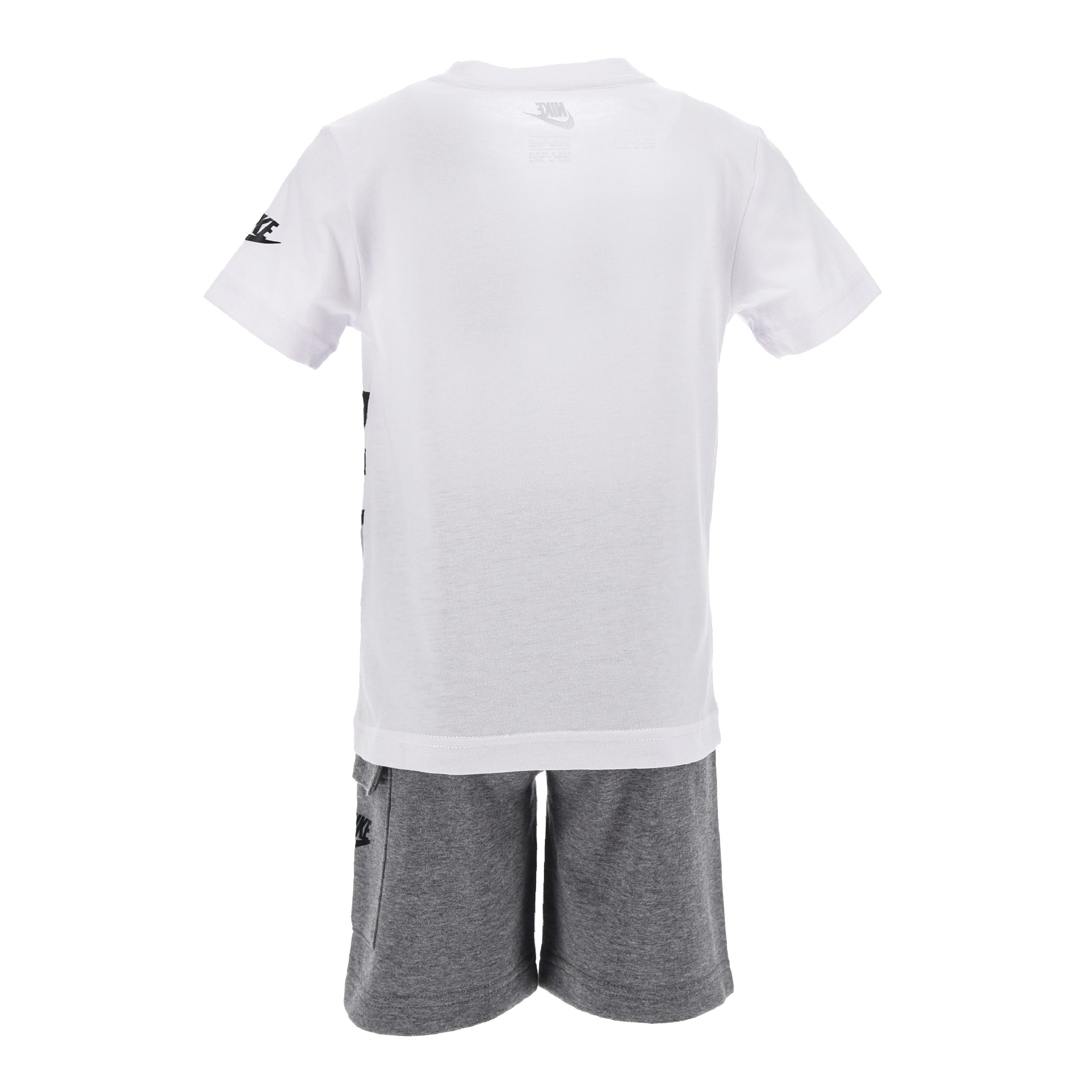 Nike Sportswear T-shirt short NKB B NSW HBR CARGO SHORT SET (2-delig)