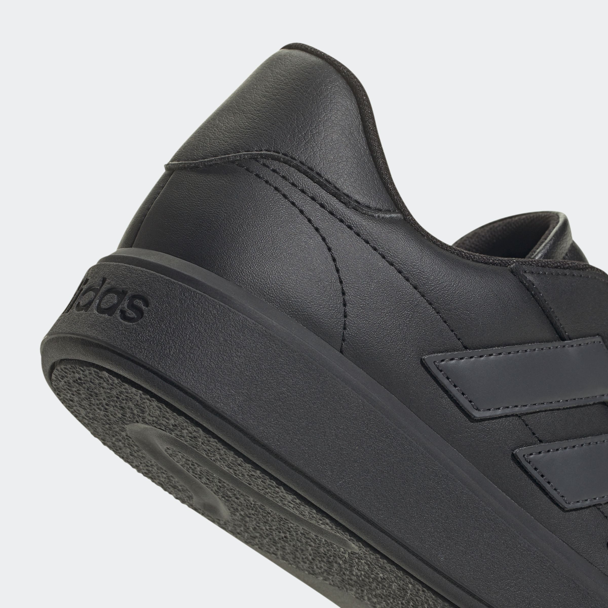 adidas Sportswear Sneakers COURTBLOCK