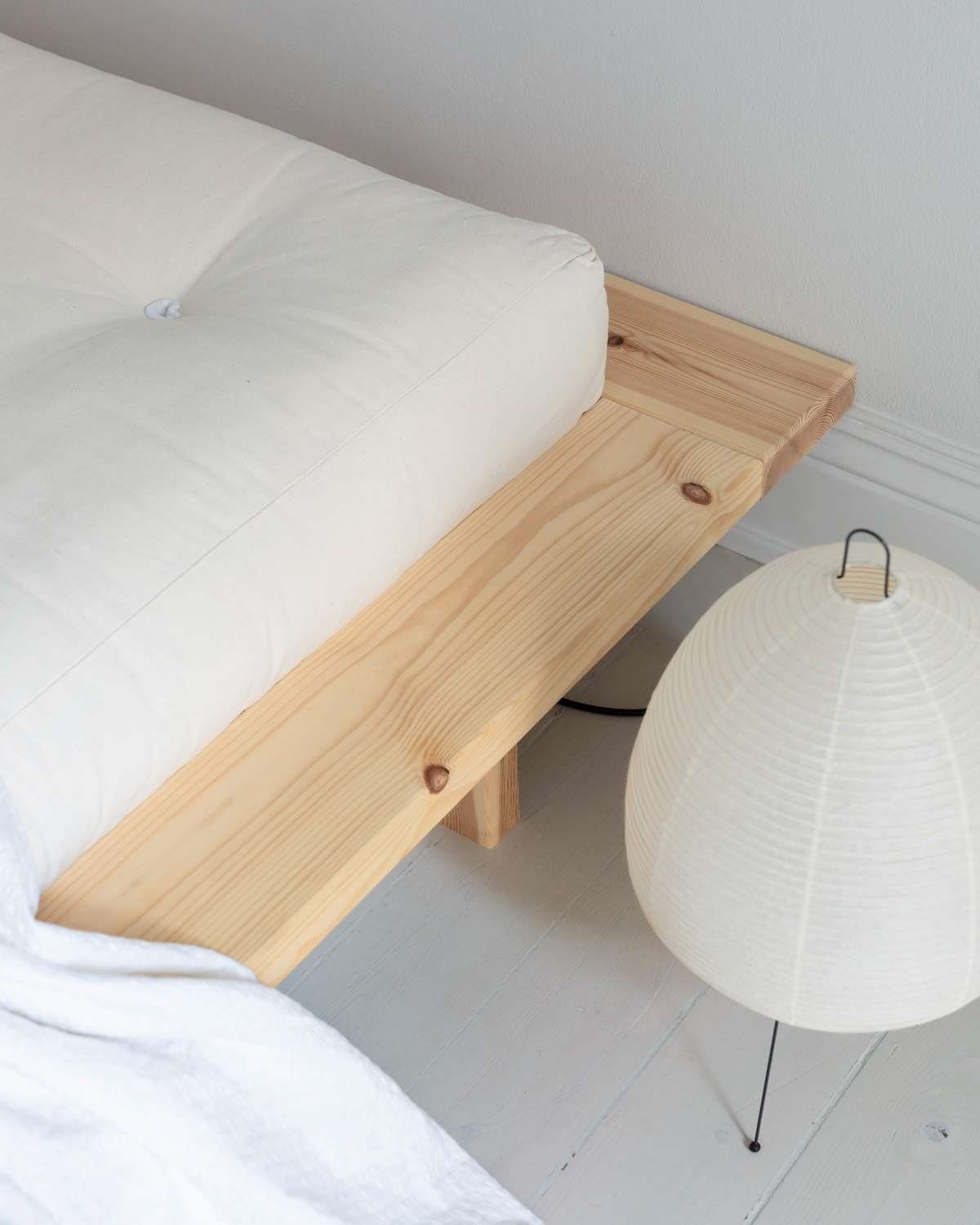 Karup Bedframe JAPAN BED grondbed, houten frame, futonbed, jeugdbed, houten bed Massief houten bed met lattenbodem, massief grenen, bed zonder hoofdeinde
