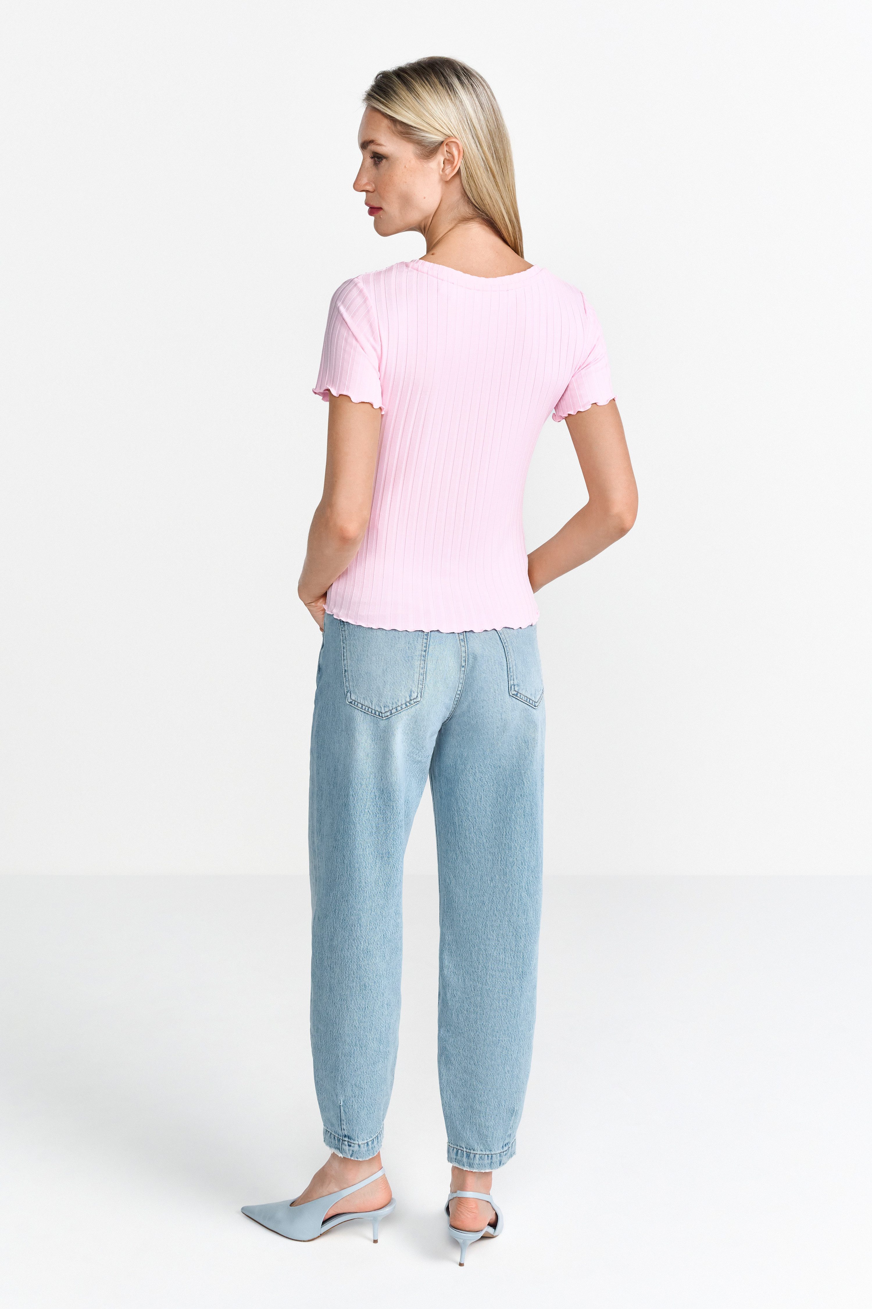 Rich & Royal Shirt met korte mouwen Met golvende zoom aan romp en mouwen