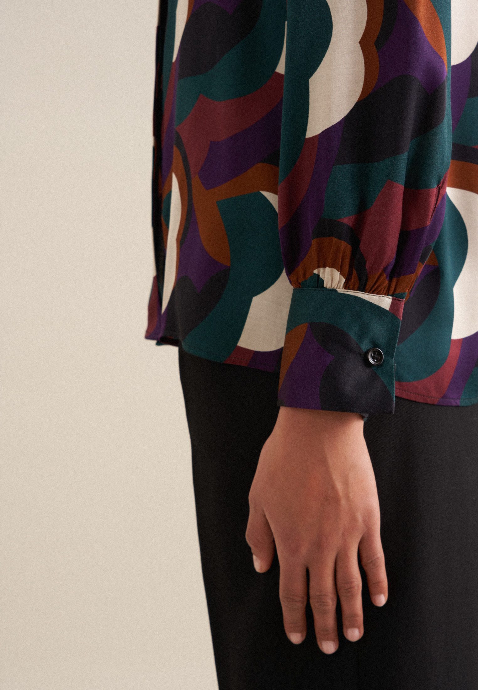 seidensticker Overhemdblouse Zwarte roos Lange mouwen kraag print