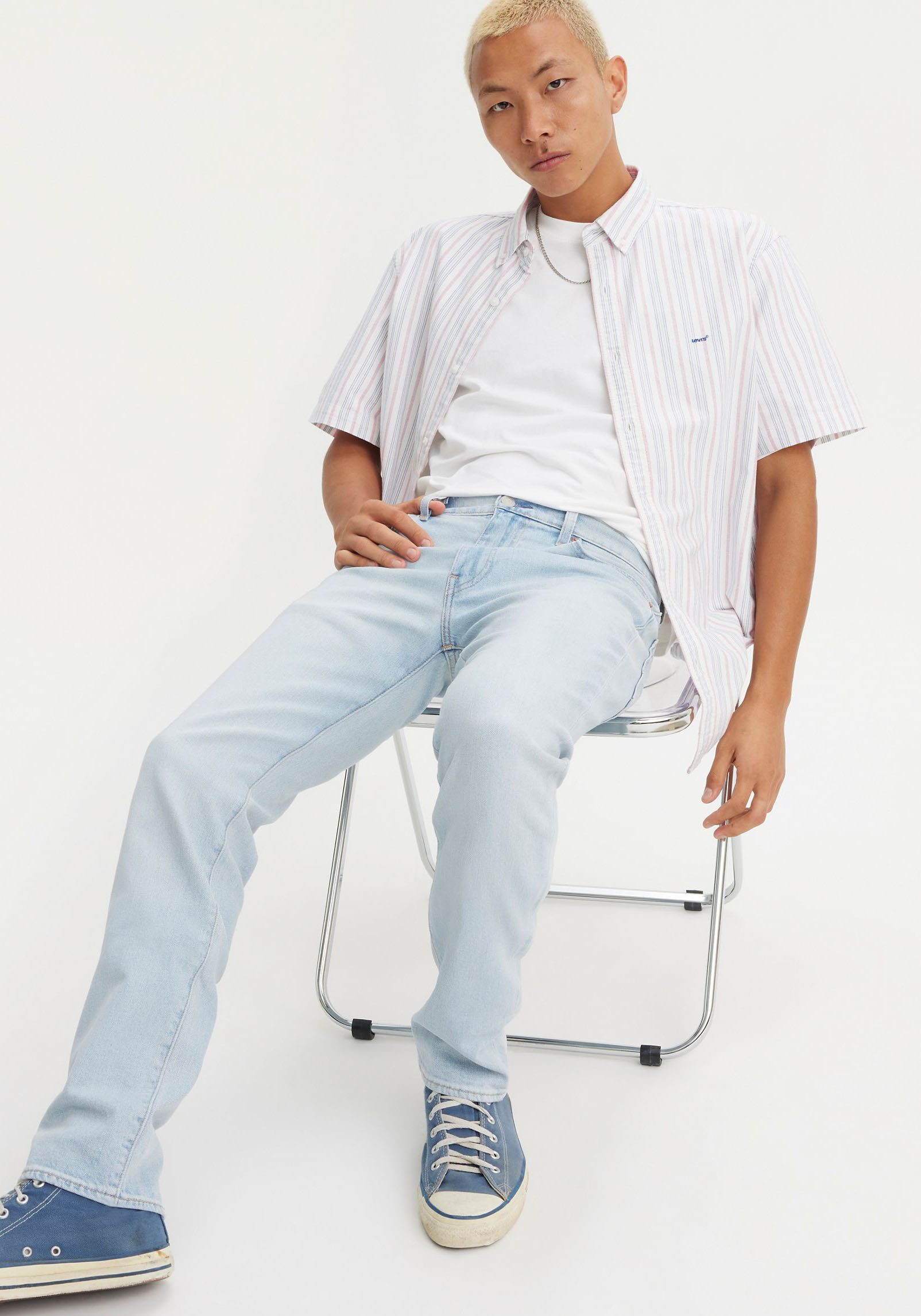 Levi's Tapered jeans 502 TAPER in een elegante moderne stijl