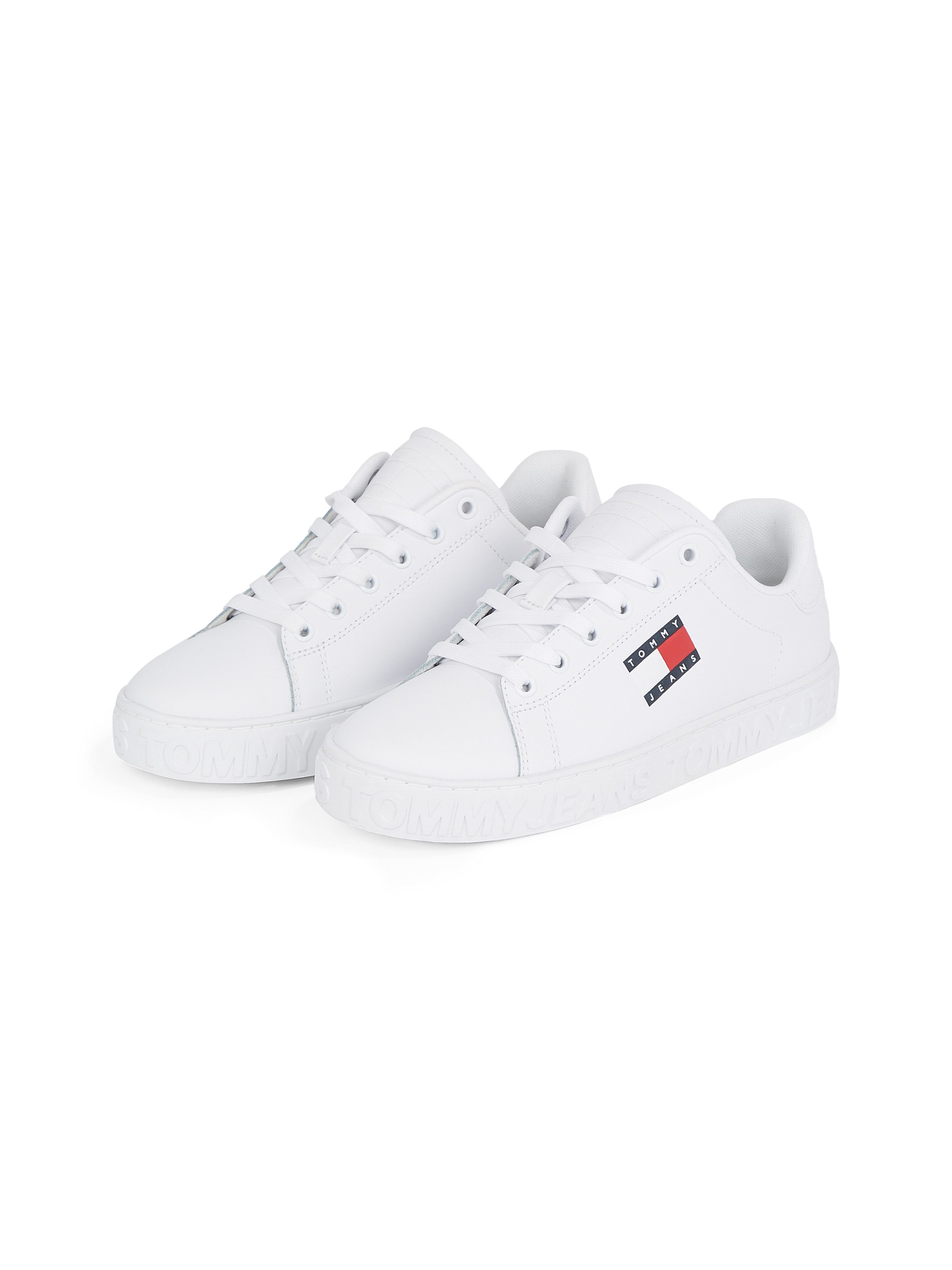 TOMMY JEANS Plateausneakers TJW LOGO OUTSOLE SNEAKER ESS vrijetijdsschoen, lage schoen, veterschoen met zijlogo-vlag