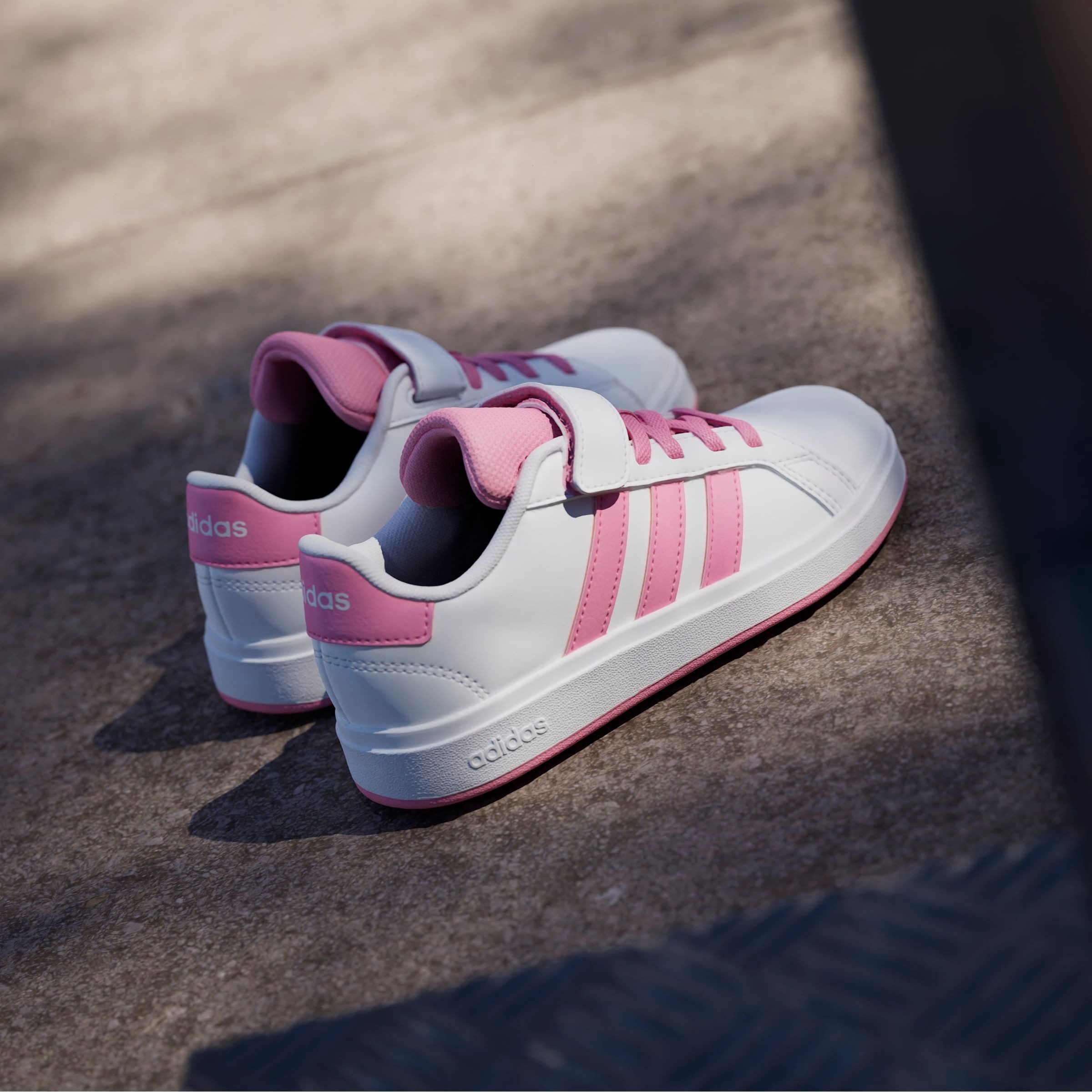 adidas Sportswear Sneakers GRAND COURT 2.0 KIDS Design geïnspireerd op de adidas Superstar
