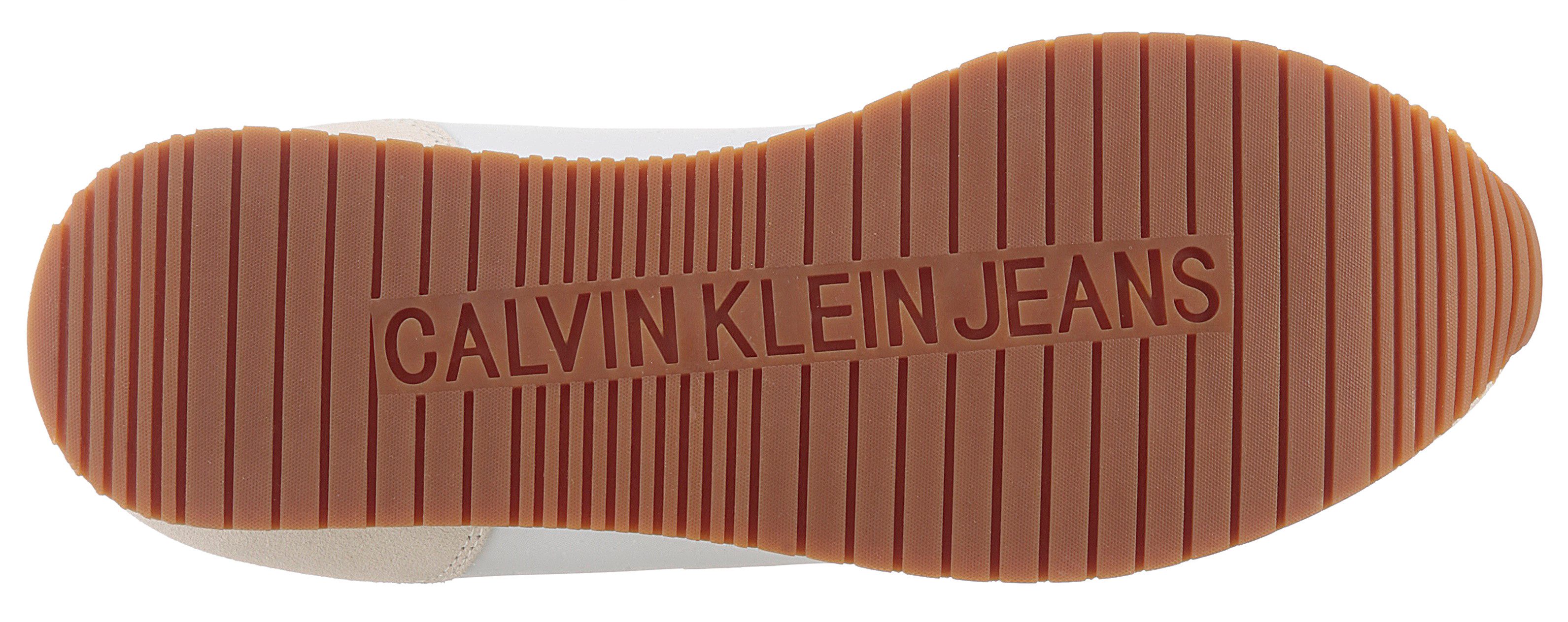 Calvin Klein Plateausneakers RETRO RUNNER ICONIC SNK vrijetijdsschoen, veterschoen, lage schoen met zij ck-logo