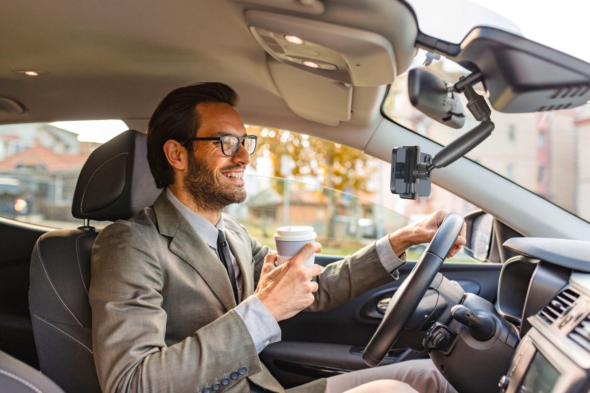 Cellularline Gsm-houder Spin Mirror Car Holder ter bevestiging aan de binnenspiegel/achteruitkijkspiegel, 360° draaibaar