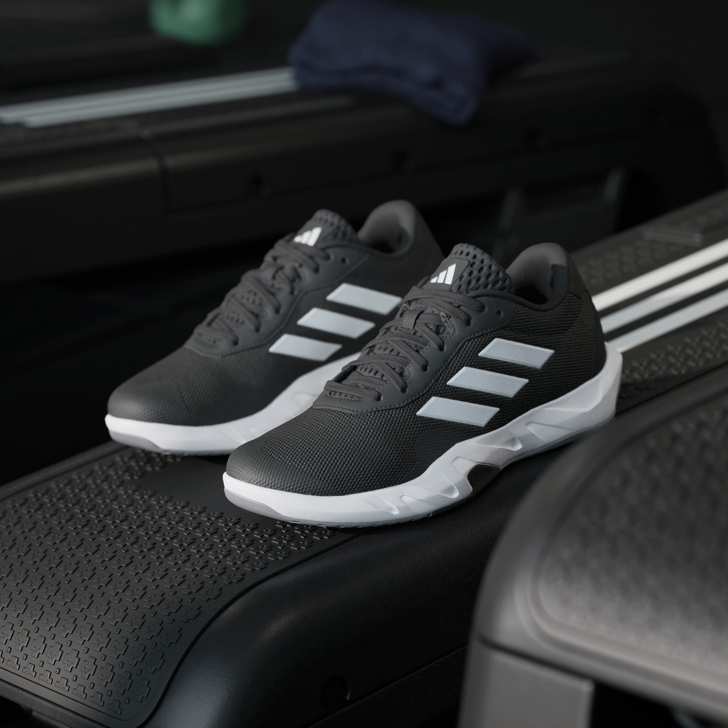 adidas Performance Trainingsschoenen AMPLIMOVE TRAINER