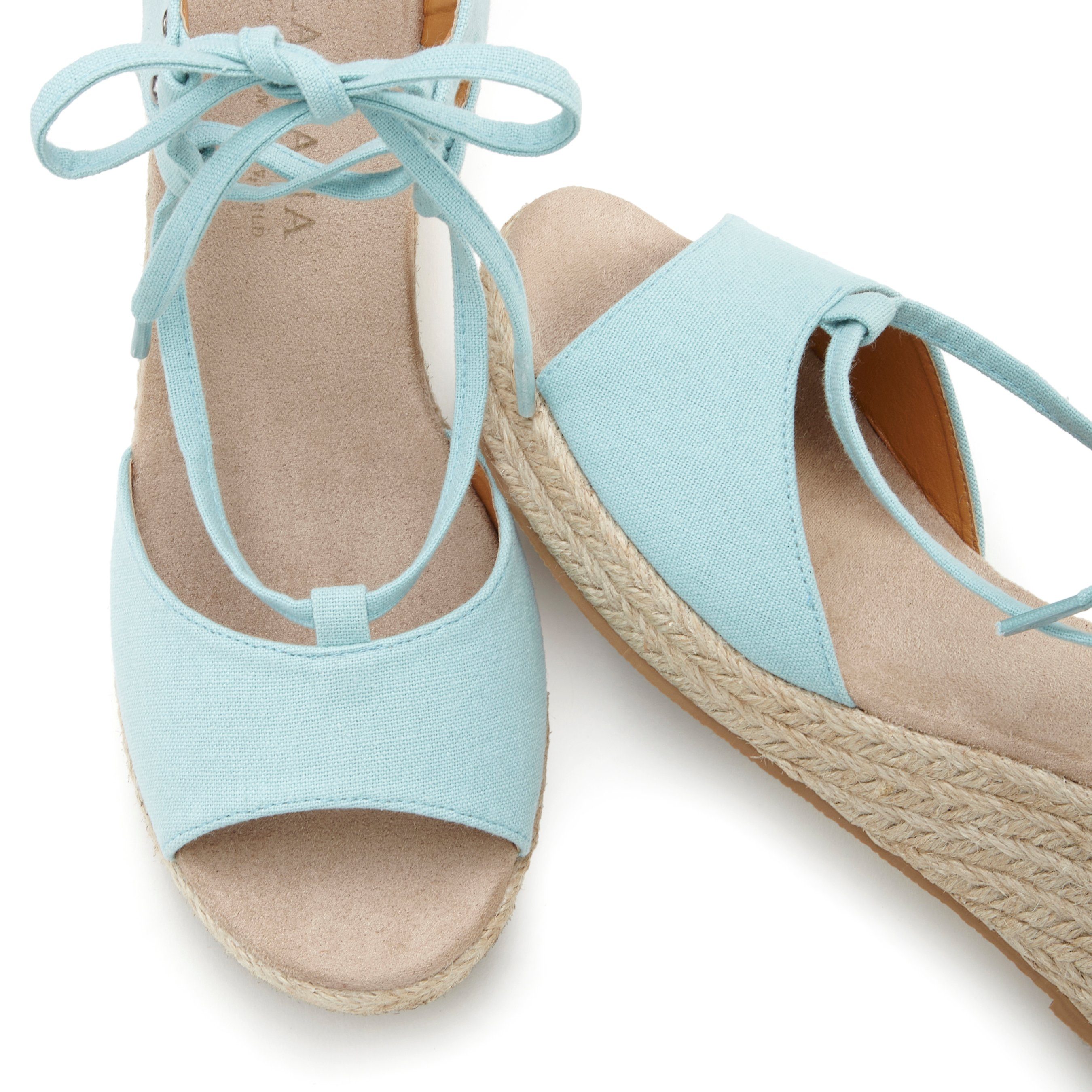 Lascana Sleehaksandaaltjes Sandalette, sandaal met sleehak, bamboe-look & veters VEGAN