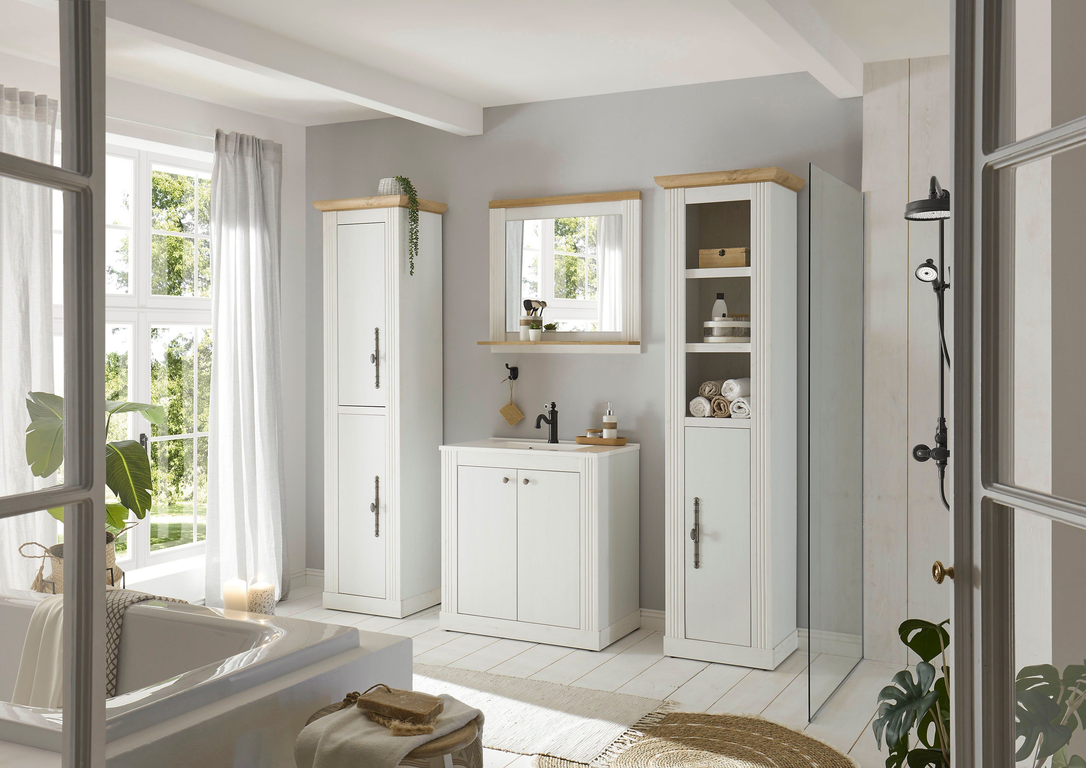Home affaire Badkamerserie WESTMINSTER, badkamer in landhuisstijl, 4-delig badkamer Waschtafel, spiegel, 2 hoge kasten, in 2 kleuren, breedte 220 cm (4-delig)