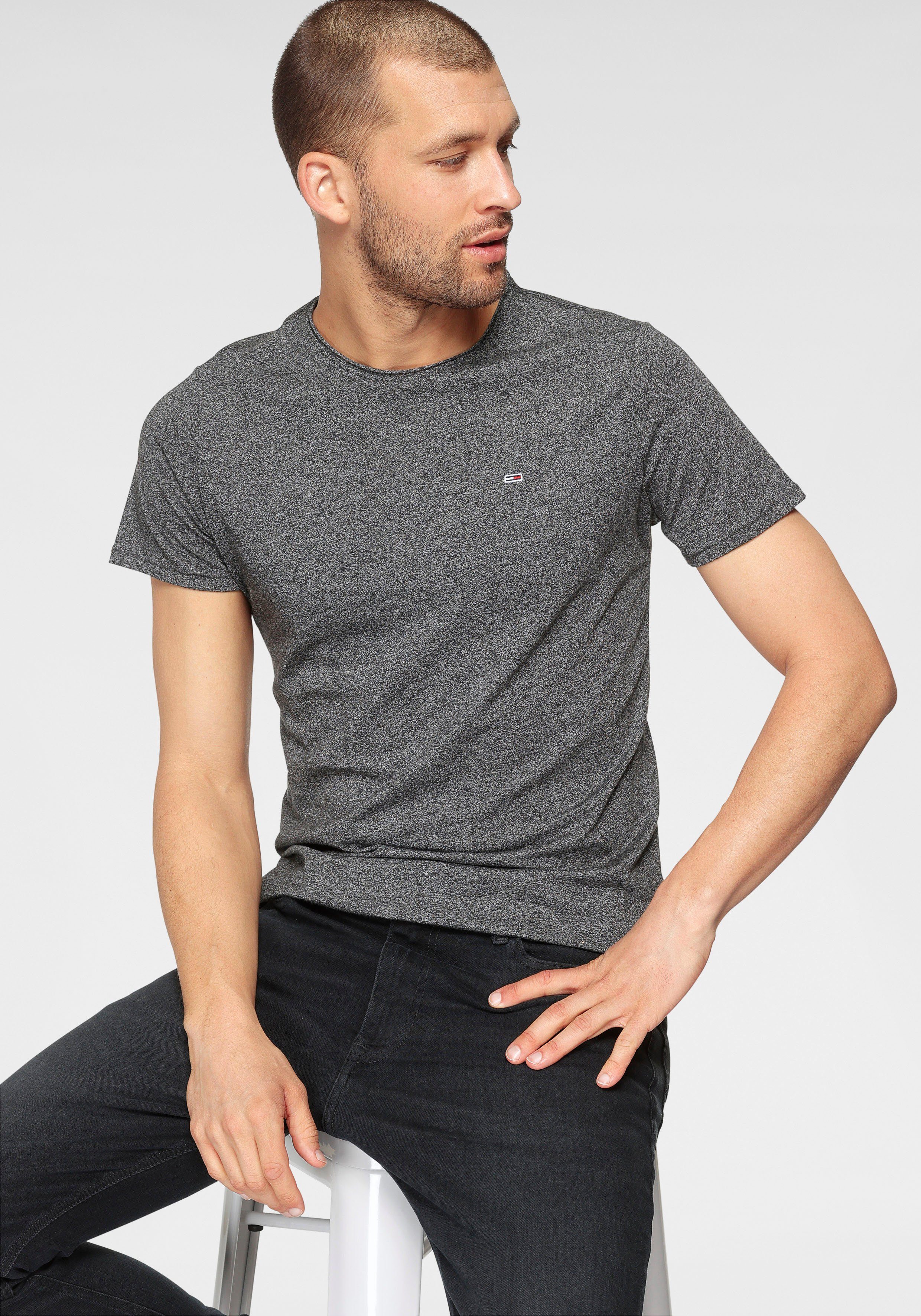 TOMMY JEANS T-shirt TJM SLIM JASPE C NECK Classics slim fit met merklabel