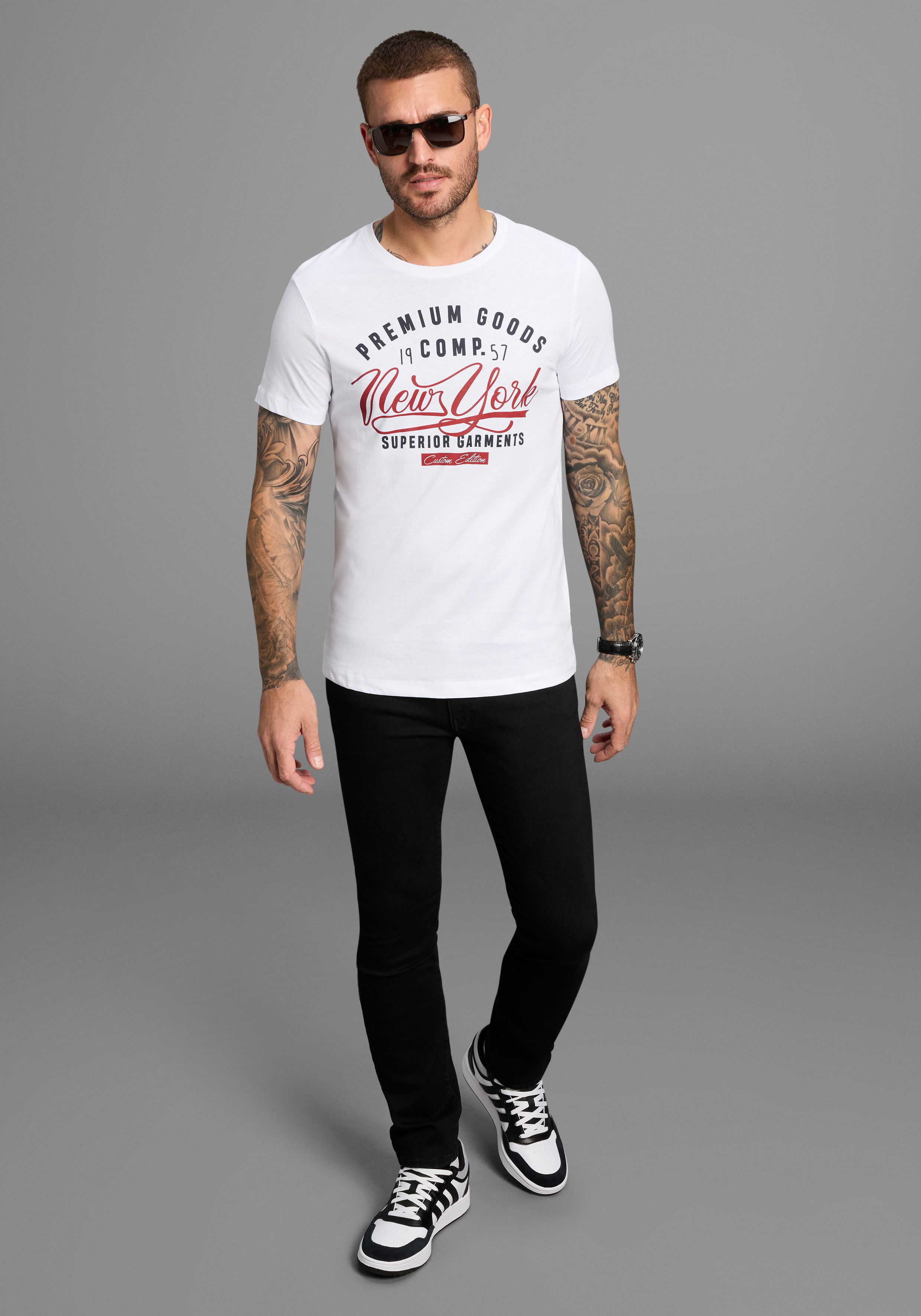 AJC T-shirt korte mouwen, smalle snit, met stijlvolle druk