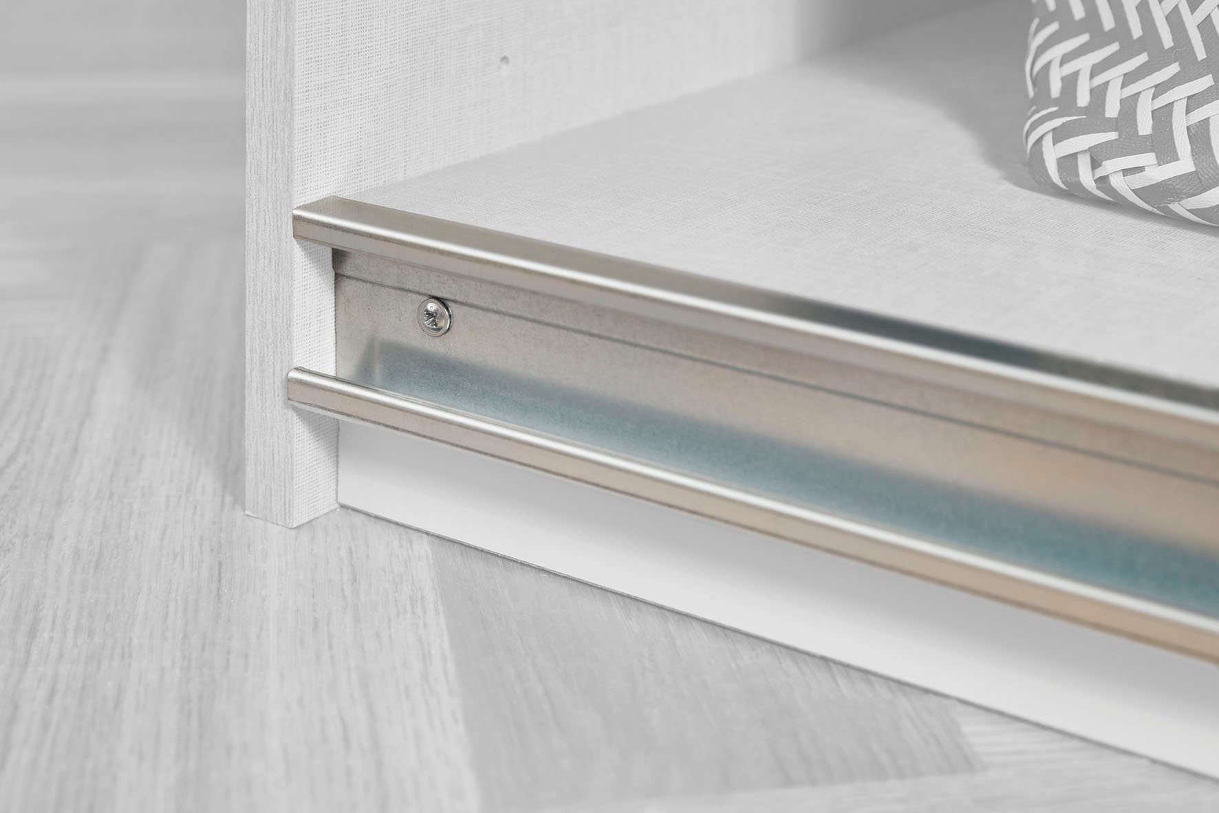 rauch Zweefdeurkast Quadra kledingkast BESTSELLER kast garderobe met mogelijkheid tot individuele frontuitvoering, lichtlopende deuren