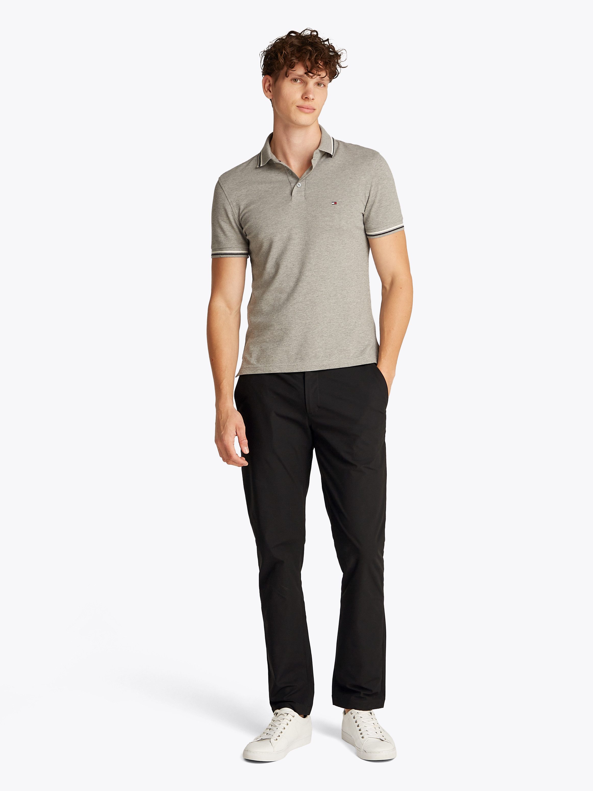 Tommy Hilfiger Chino DENTON KNIT TECH CHINO met vochtafvoerende anti-geur technologie
